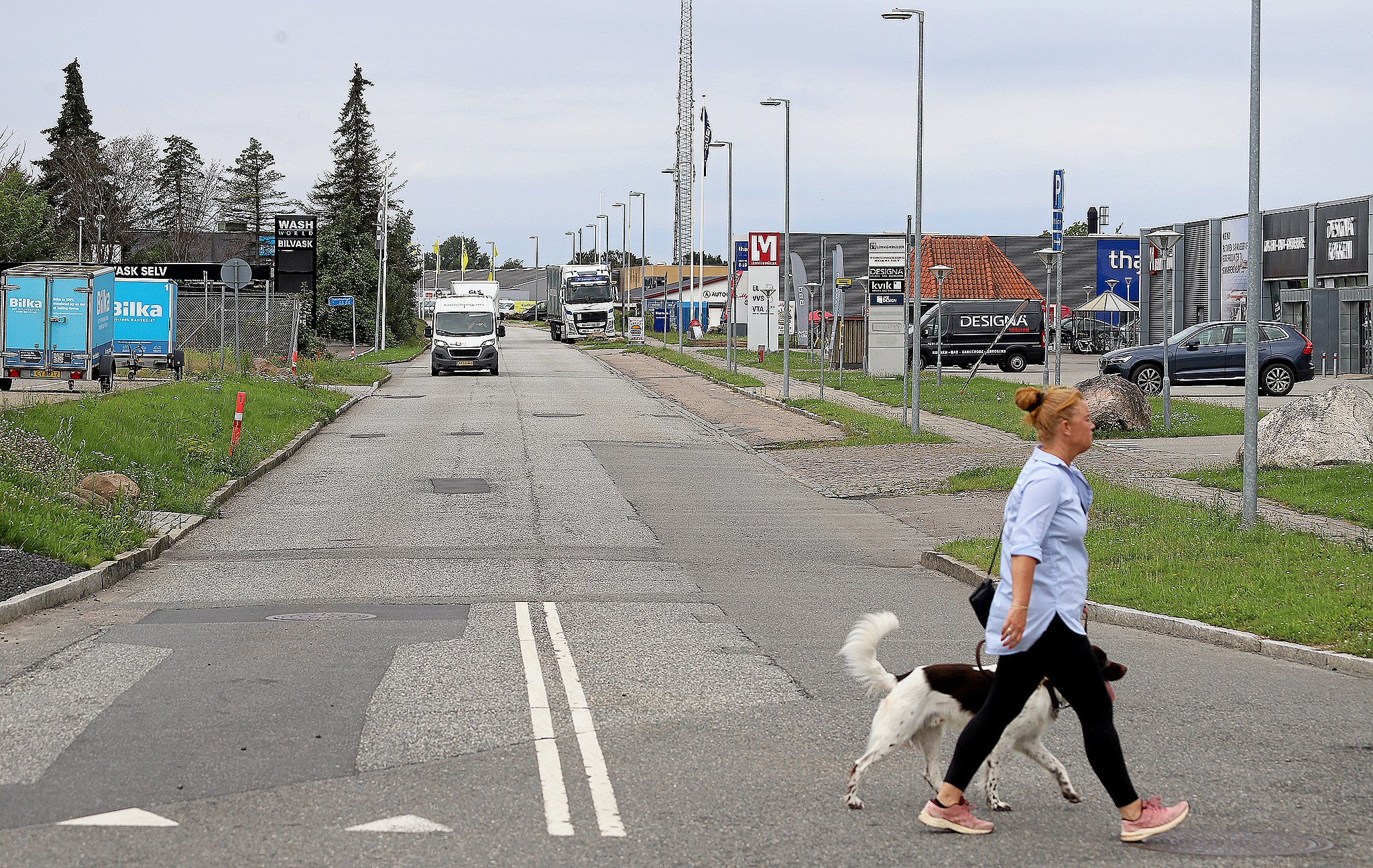 Hillerød Kommune har fået en kæmpe opgave med at undersøge flere af butikkerne i Industrivænget/Vølundsvej.