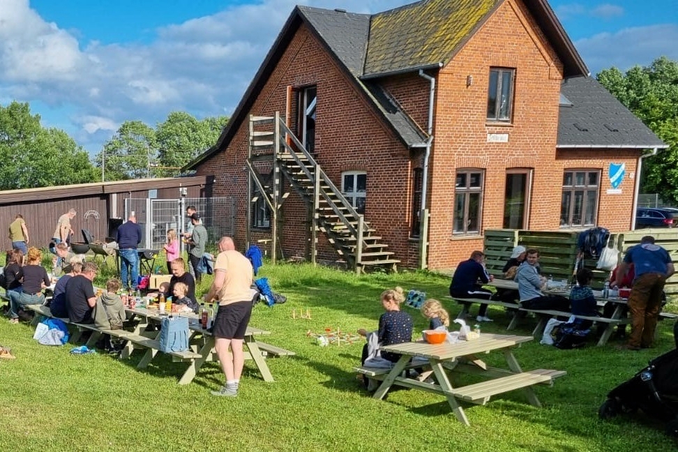 Klubhuset står til at få en overhaling efter sommerferien. - Vor Frue IF Klubhuset står til at få en overhaling efter sommerferien.