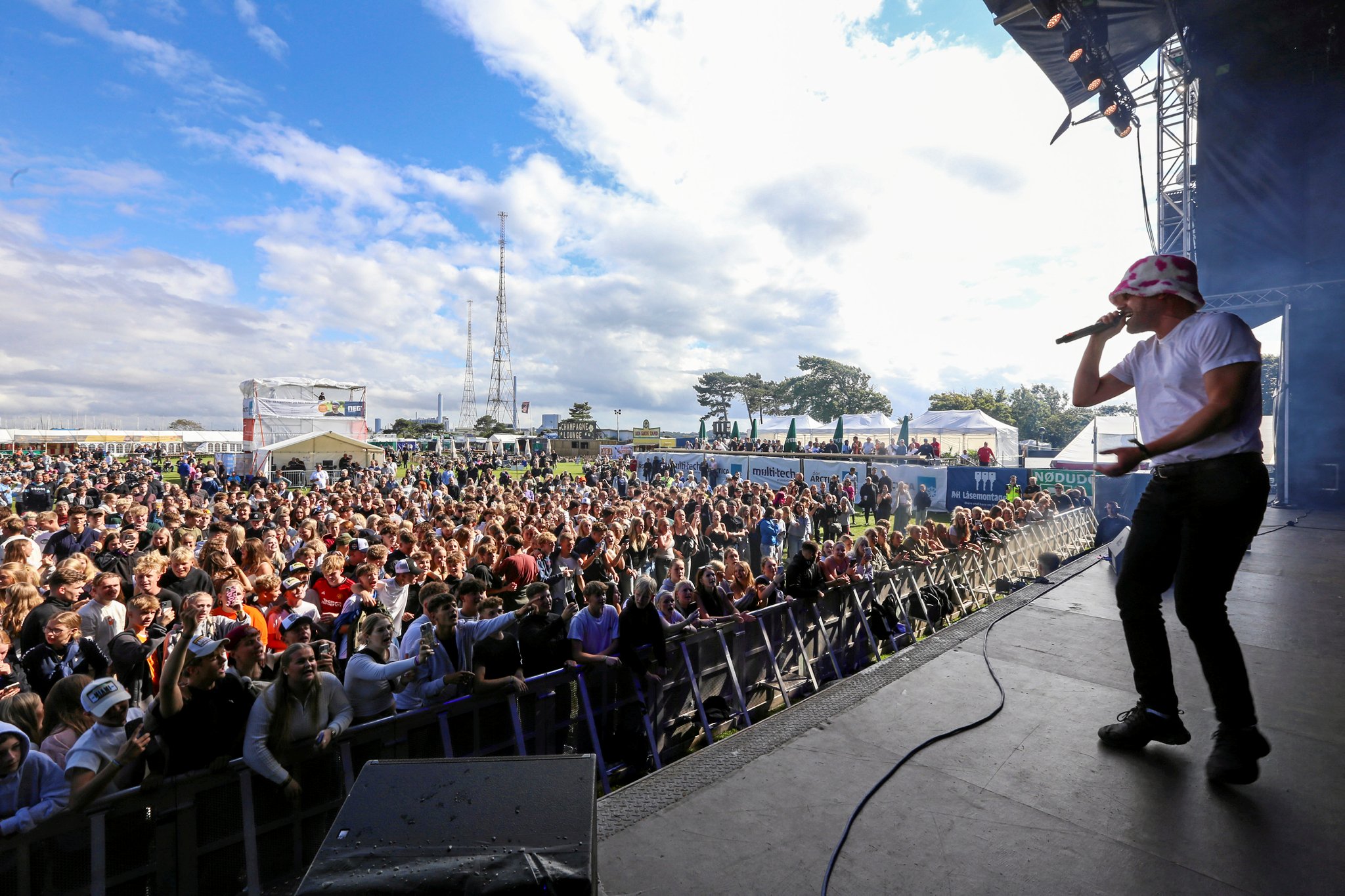 De sidste navne til årets Kalundborg Rock'er er nu blevet præsenteret, og det bliver blandt andet til et gensyn med rapperen Pattesutter, der også spillede på Gisseløre i 2025.