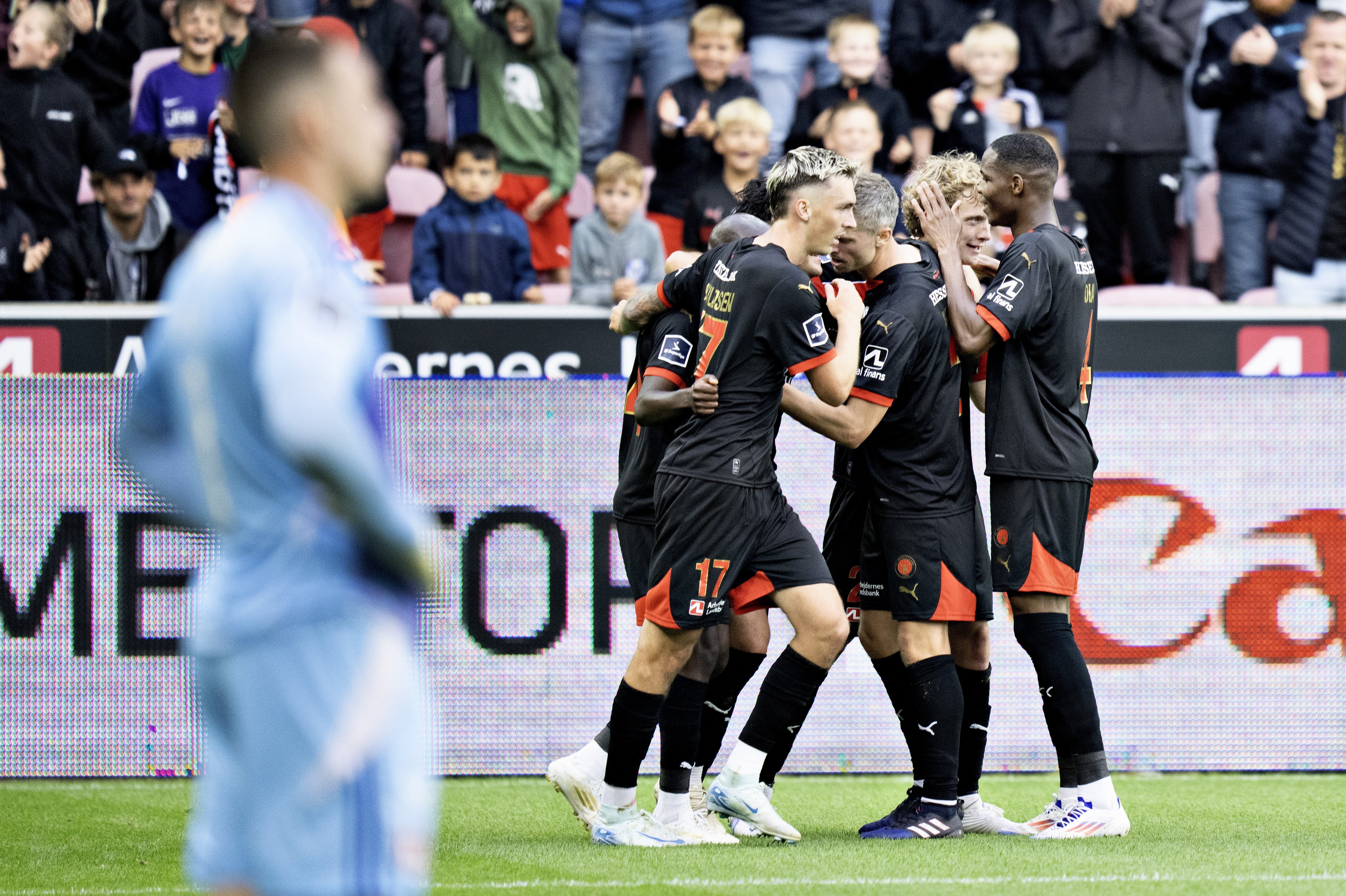 FC Midtjylland kunne juble efter Oliver Sørensens mål til 1-0 i fredagens kamp hjemme mod Vejle i Superligaen.