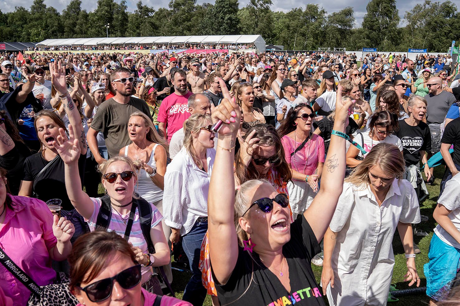 Vi elsker 90'erne - 90´er fest i Rødovre - udfordrede mobilforbindelsen.