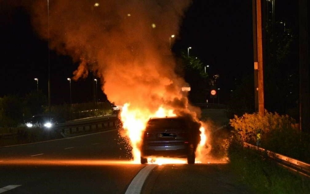 Brændende bil på Hillerødmotorvejen