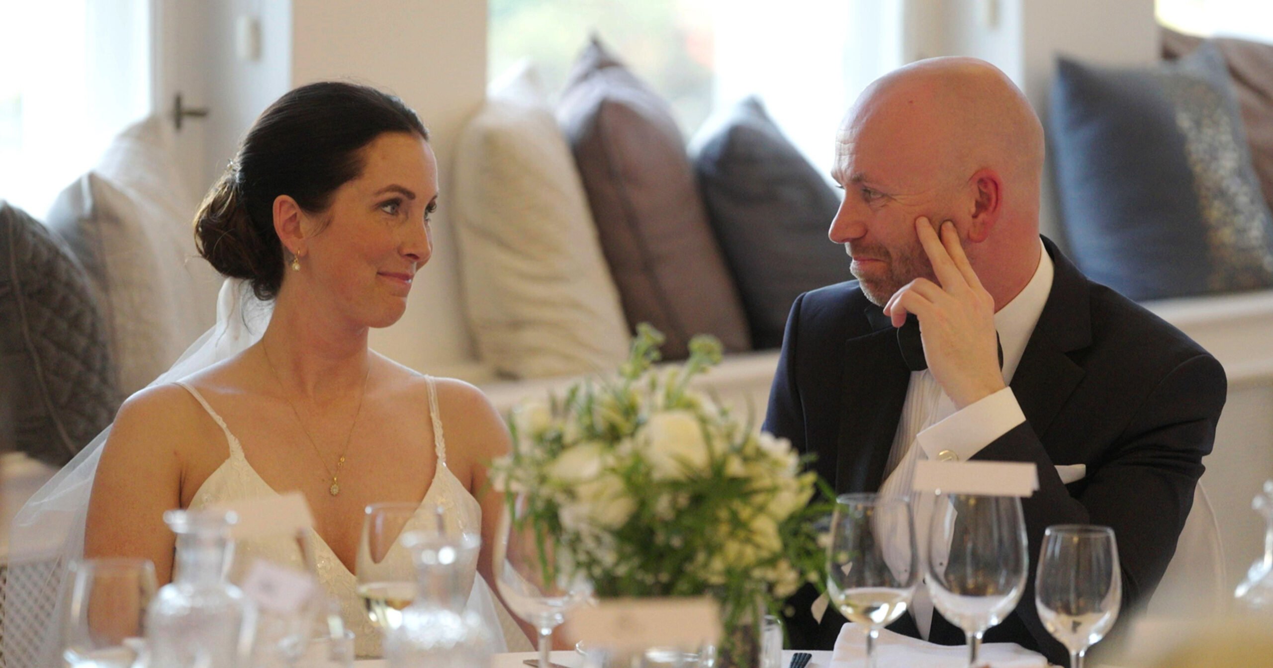Den eneste ene, og det eneste par som sagde ja til hinanden i sæson 9, og som stadig er gift: Jeanette Lagoni og Michael Ewald Hansen. Jeanette har også stadig sin butik By Lagoni i Hårlev på Stevns.