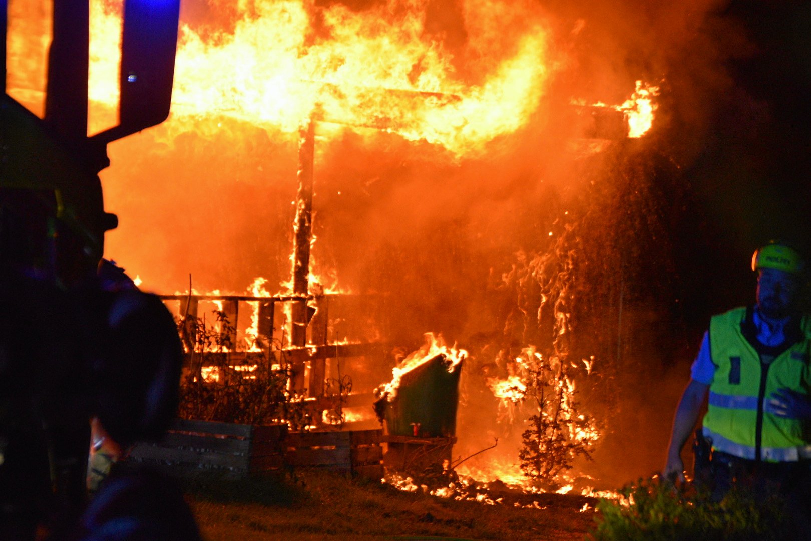 Et sommerhus udbrændte totalt i Østrup Holme i det nordlige Roskilde Kommune.
