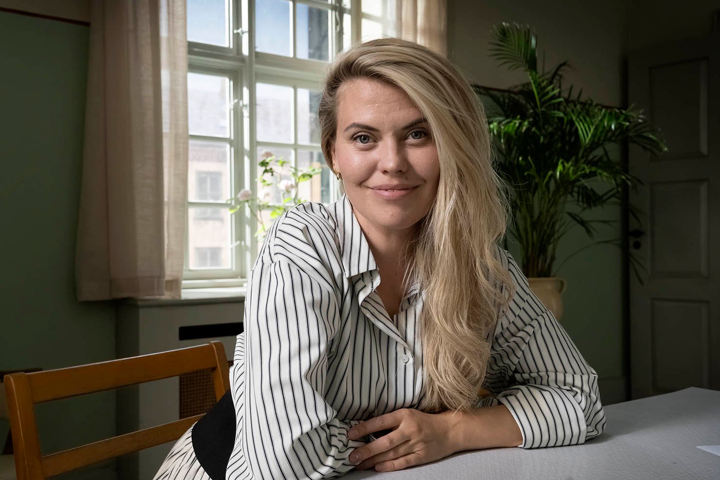 TV 2's serie "Sygeplejeskolen" har sæson 6 klar og er ved at optage sæson 7 i Risbystudierne i Albertslund. Lokalt bosat skuespiller Anna Stokholm har en rolle i serien.