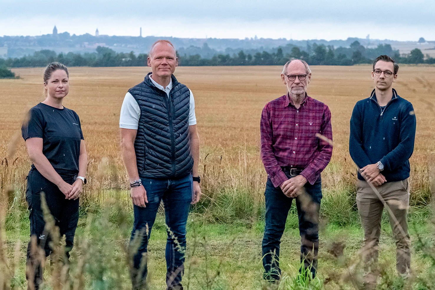 Søren Ørntoft (med rød skjorte) sammen med områdets øvrige bekymrede borgere; fra venstre Karina de Fries, Carsten Svendsen, Søren Ørntoft og Christian Ørntoft.
