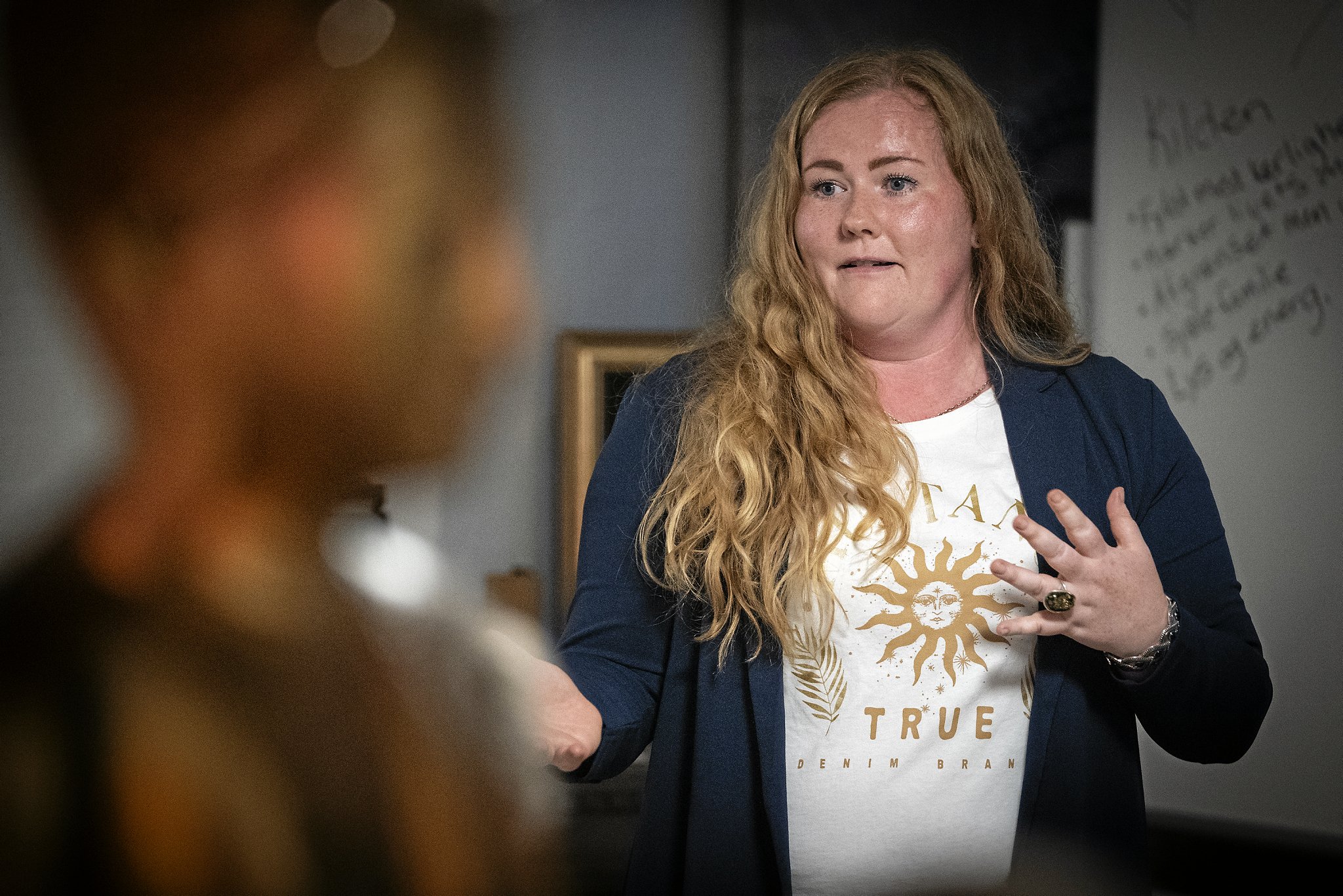 Mette Fink er fuldtidsclairvoyant. Hun holder ofte spirituelle begivenheder i Roskilde og Taastrup.