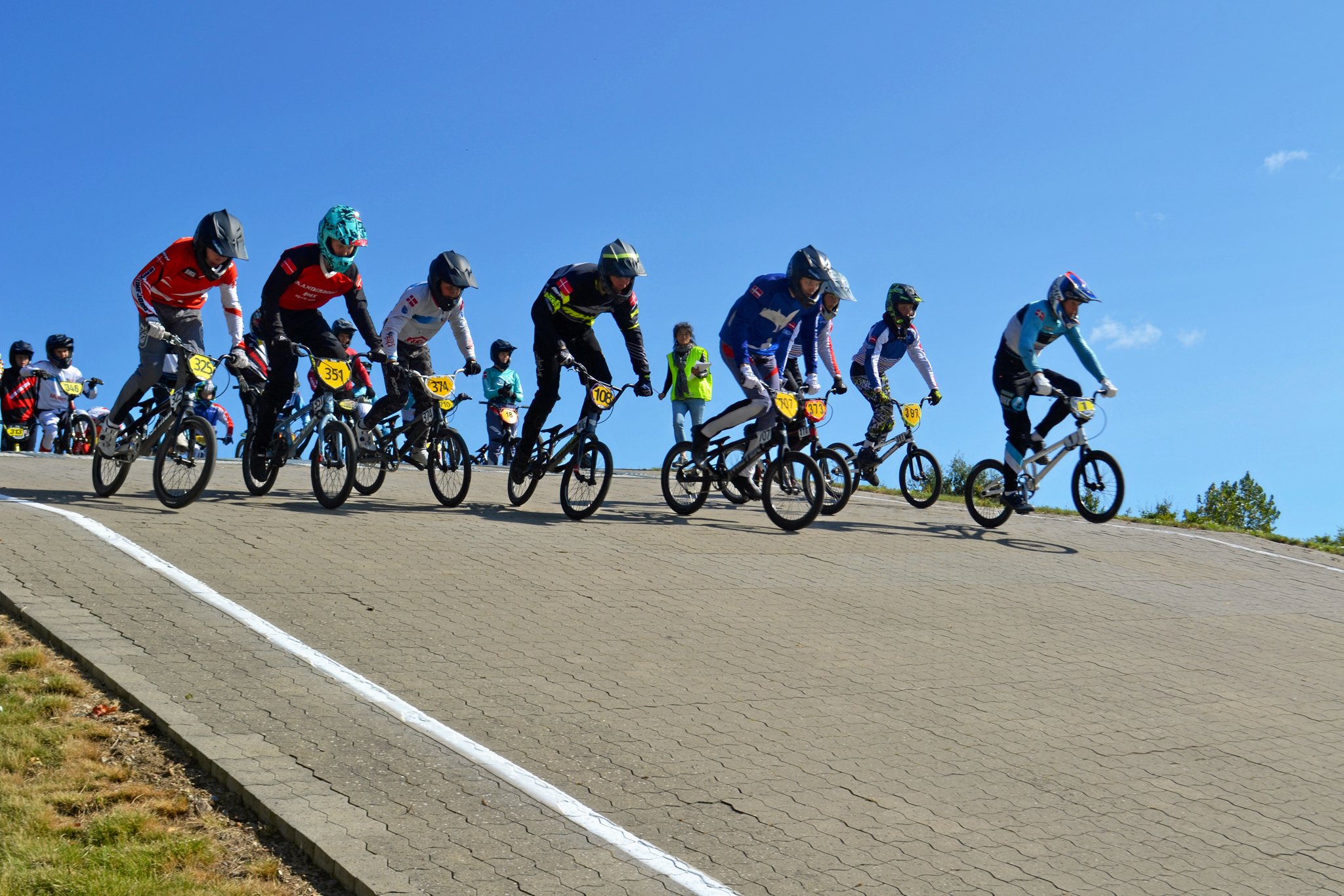 Kalundborg BMX lagde i weekenden baner til, da de sidste afdelinger af årets udgave af National BMX Cup blev kørt. 274 cykelryttere fra hele landet var tilmeldt.