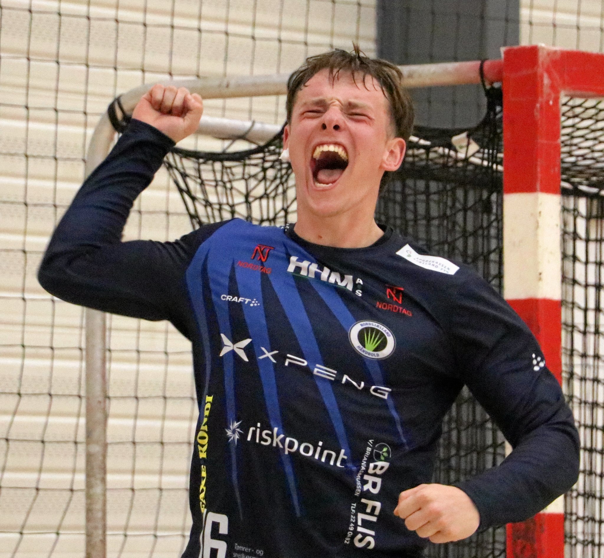 Magnus K. Petersen efter en redning for Nordsjælland Håndbold sidste sæson.