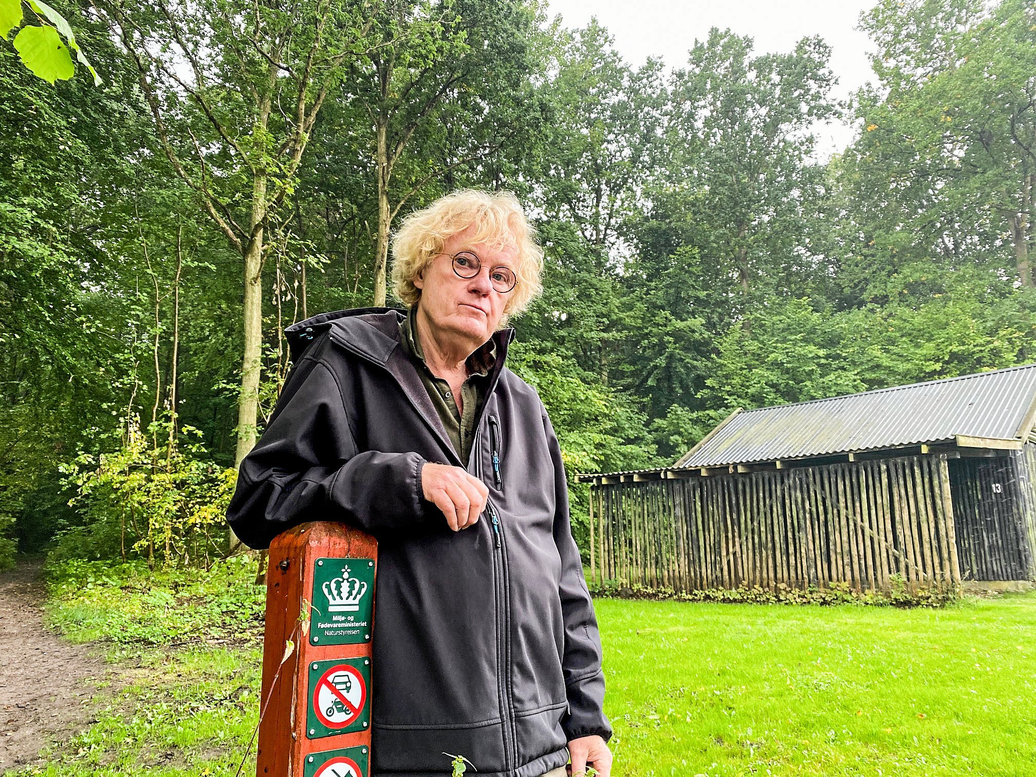 Beboerne ved Buresø mener ikke, at kommunen har gjort nok for at undersøge alternative placeringer af den 48 meter høje telemast, blandt andre Jesper Holm.