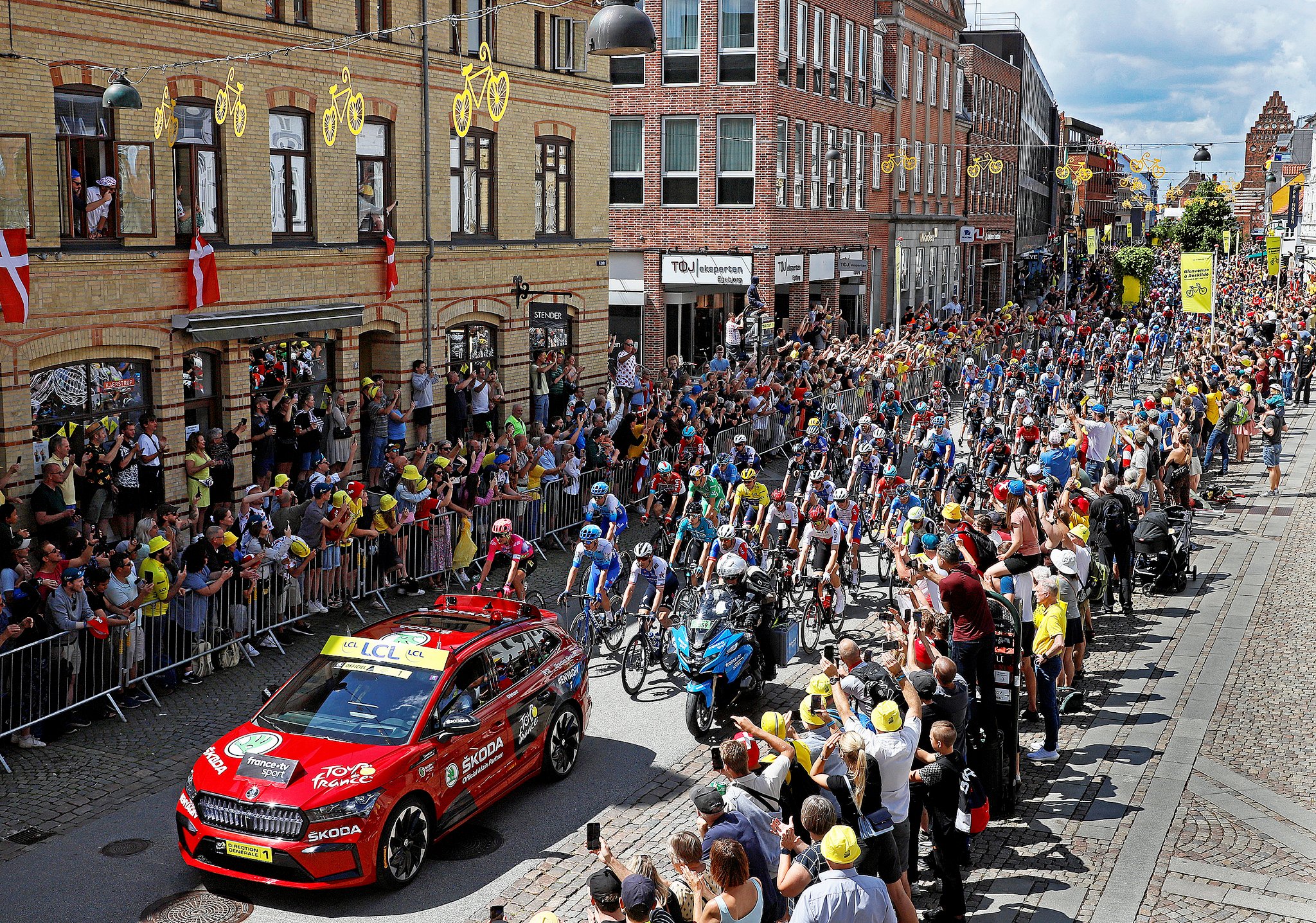 Anden etape af Tour de france 2022 startede i Roskilde. Til juni skal cykelstjernerne køre World Tour i byen.