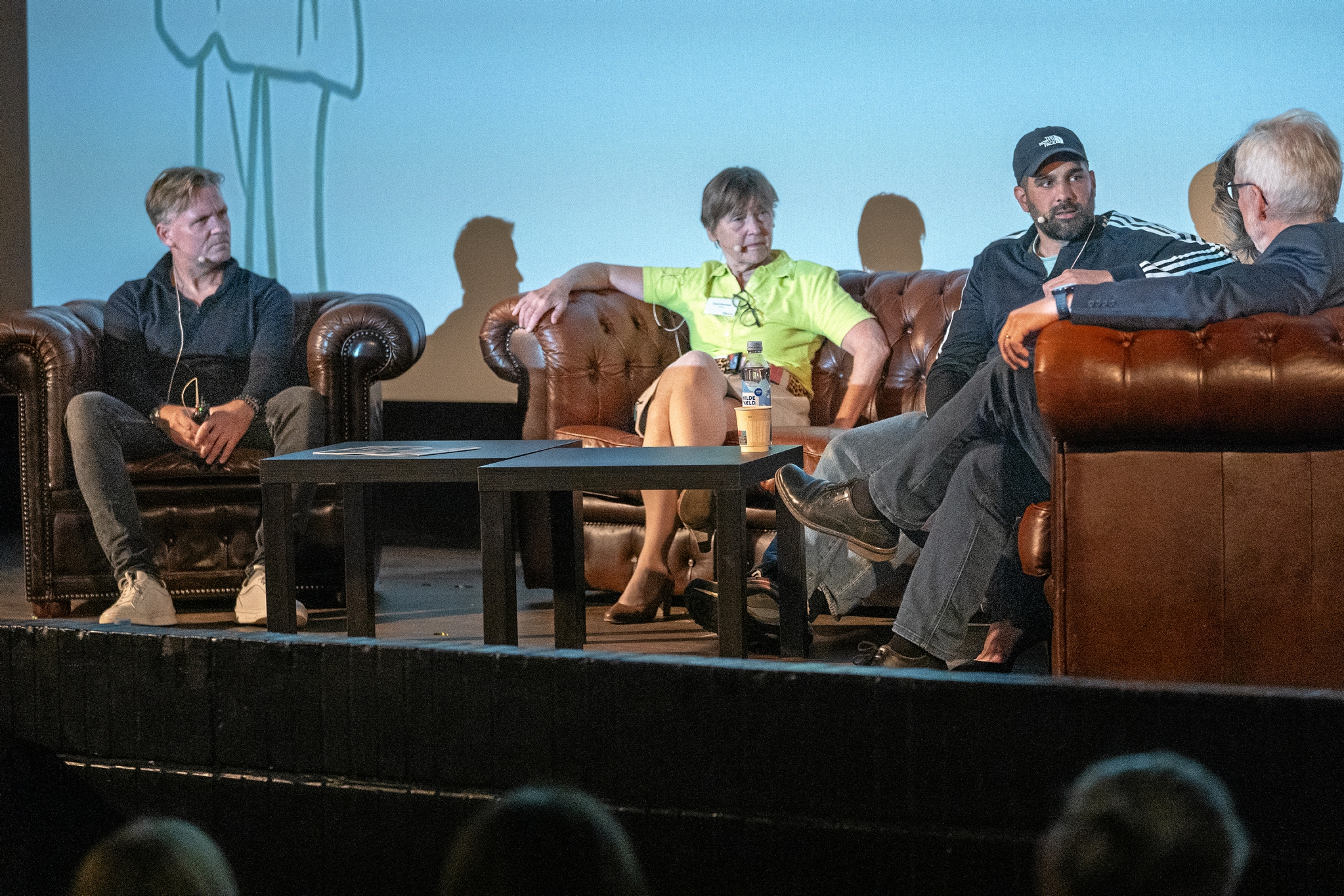 Paneldebat med iværksætter Anders Nielsen, centerchef fra Absalon Conni Simonsen og rapper og skuespiller Zaki Youssef. - Anders Ole Olsen Paneldebat med iværksætter Anders Nielsen, centerchef fra Absalon Conni Simonsen og rapper og skuespiller Zaki Youssef.