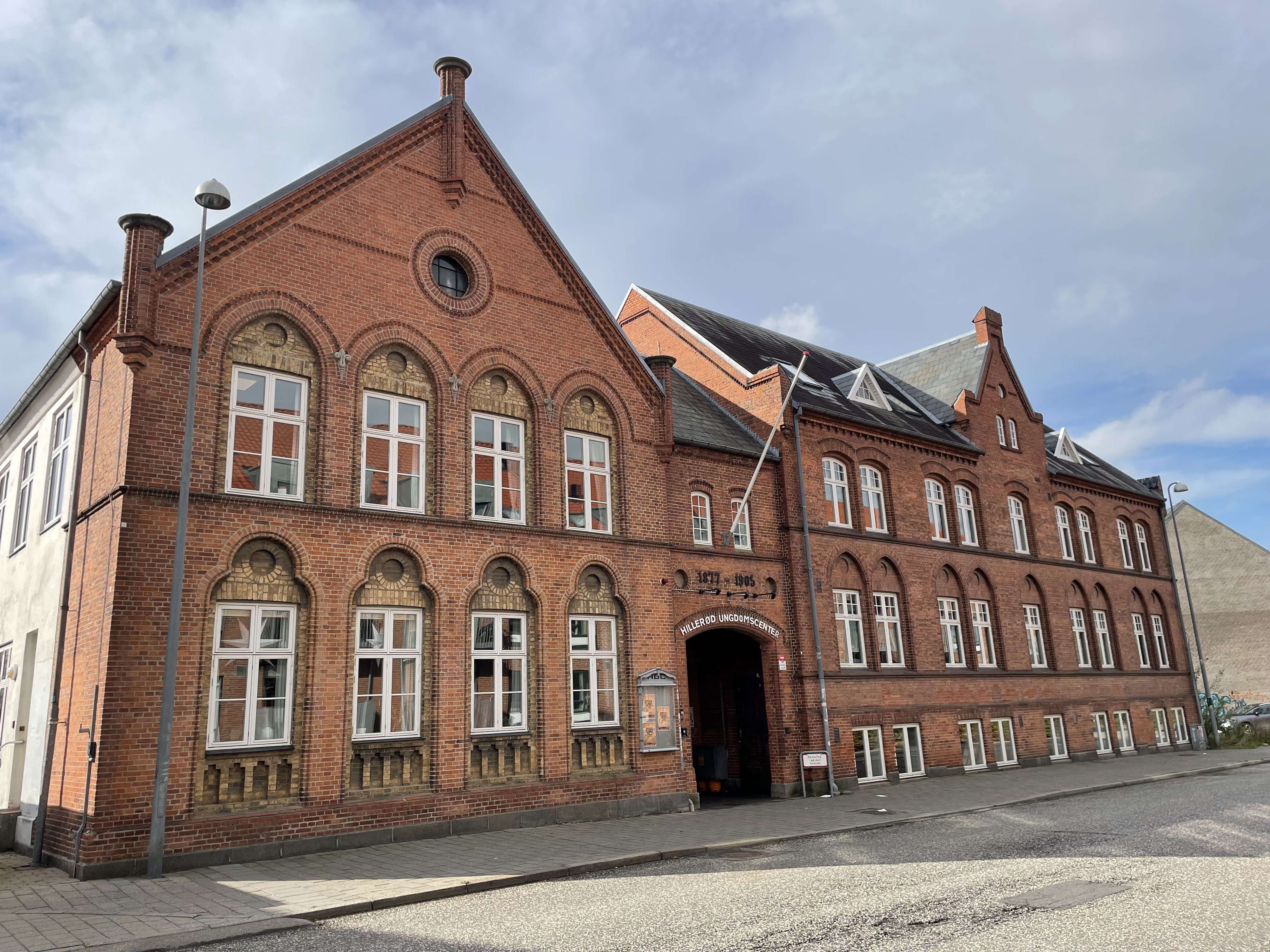 10. Klasseskolen i Hillerød på Nordre Jernbanevej 6.