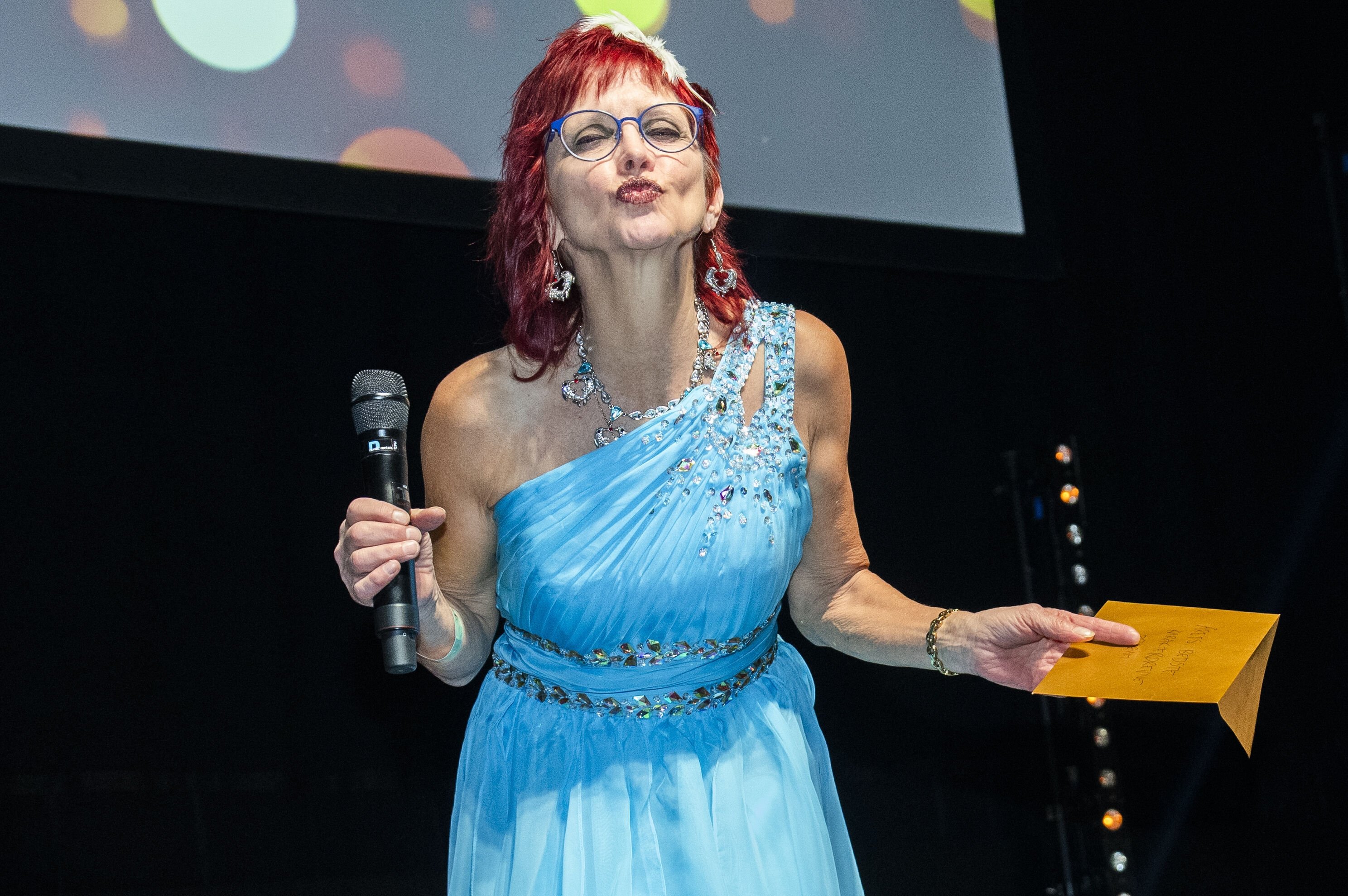 På parrets tremånedersdag blev Sussi Nielsen og kæresten Steen Nørholm Hansen. Og på etårsdagen for deres første møde er der bryllup.