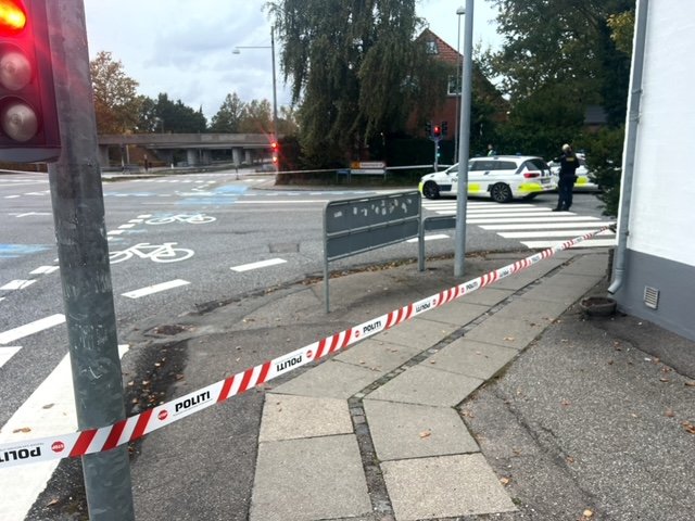 Skud mod bil i Værløse