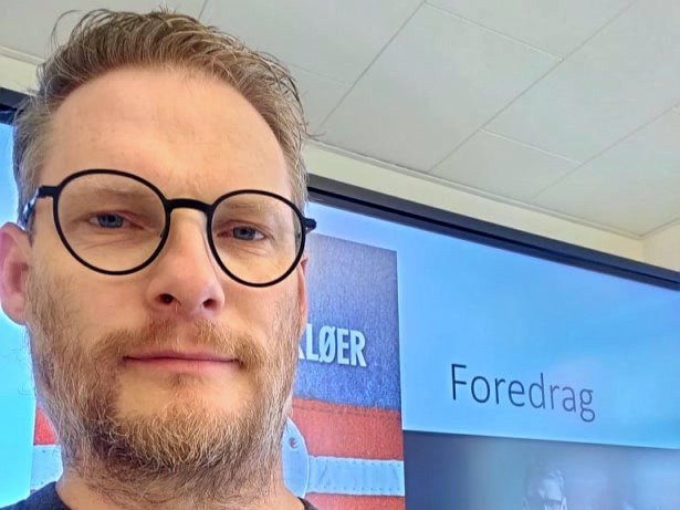 Ole Blæder fortæller om sin morfars oplevelser fra anden verdenskrig.