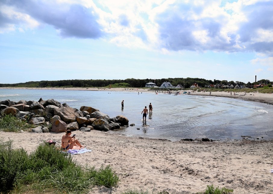 Hornbæk er kendt for at være lidt af et sommerparadis. Og det koster mange penge at komme ind.