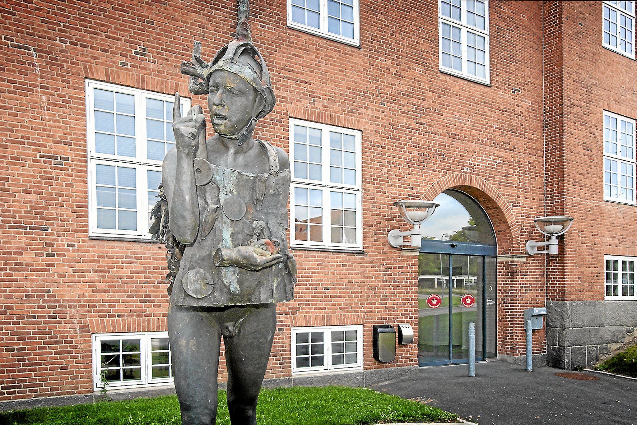 Retten i Næstved har været centrum for en usædvanlig sag, hvor det ikke lykkedes anklagemyndigheden at få tidligere præsident i Viking Nation Mc, Nice Nika, idømt en forvaringsdom.