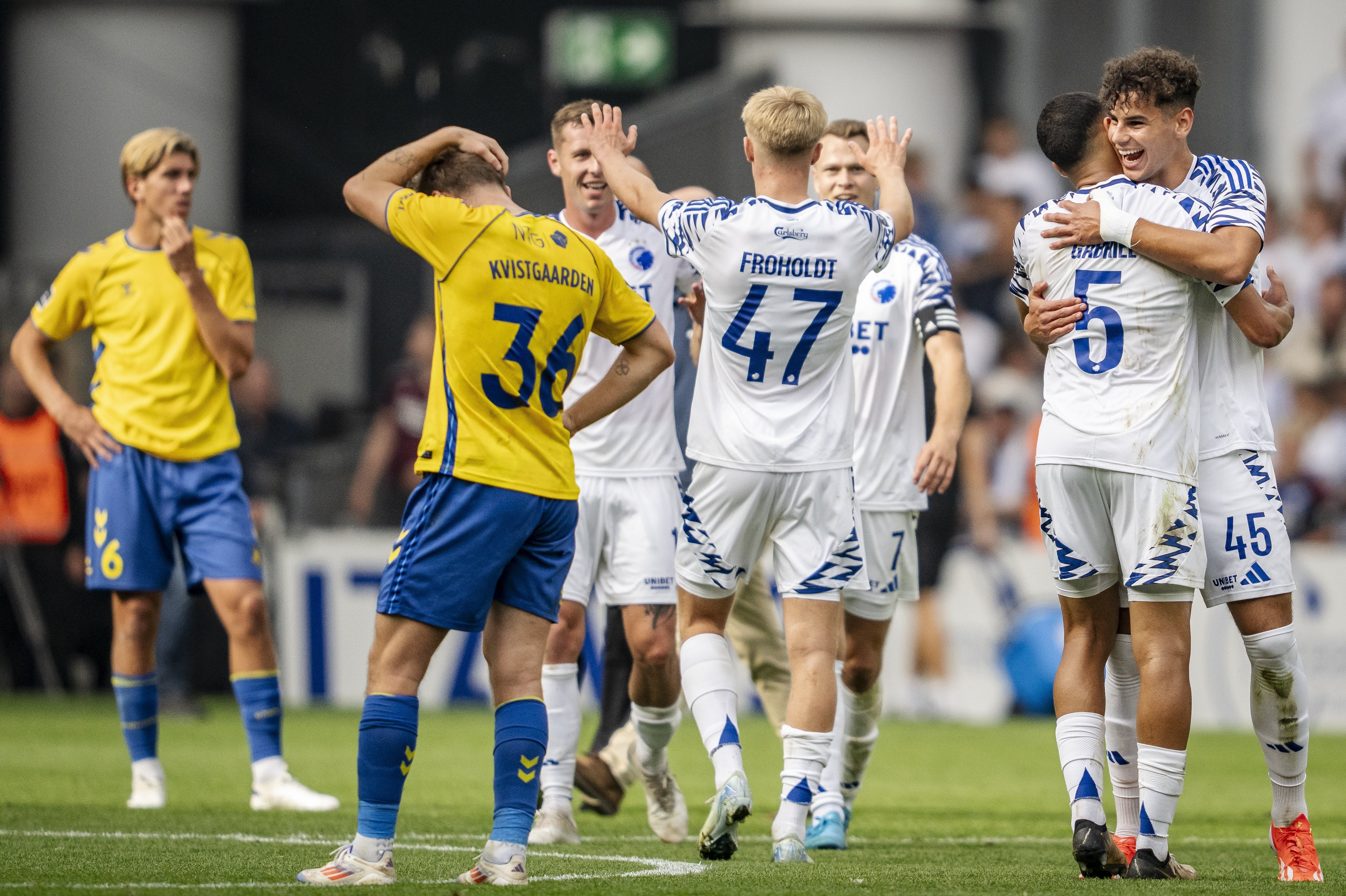 Mathias Kvistgaarden og Brøndby måtte se FCK løbe med sejren i sæsonens første derby. (Arkivfoto).