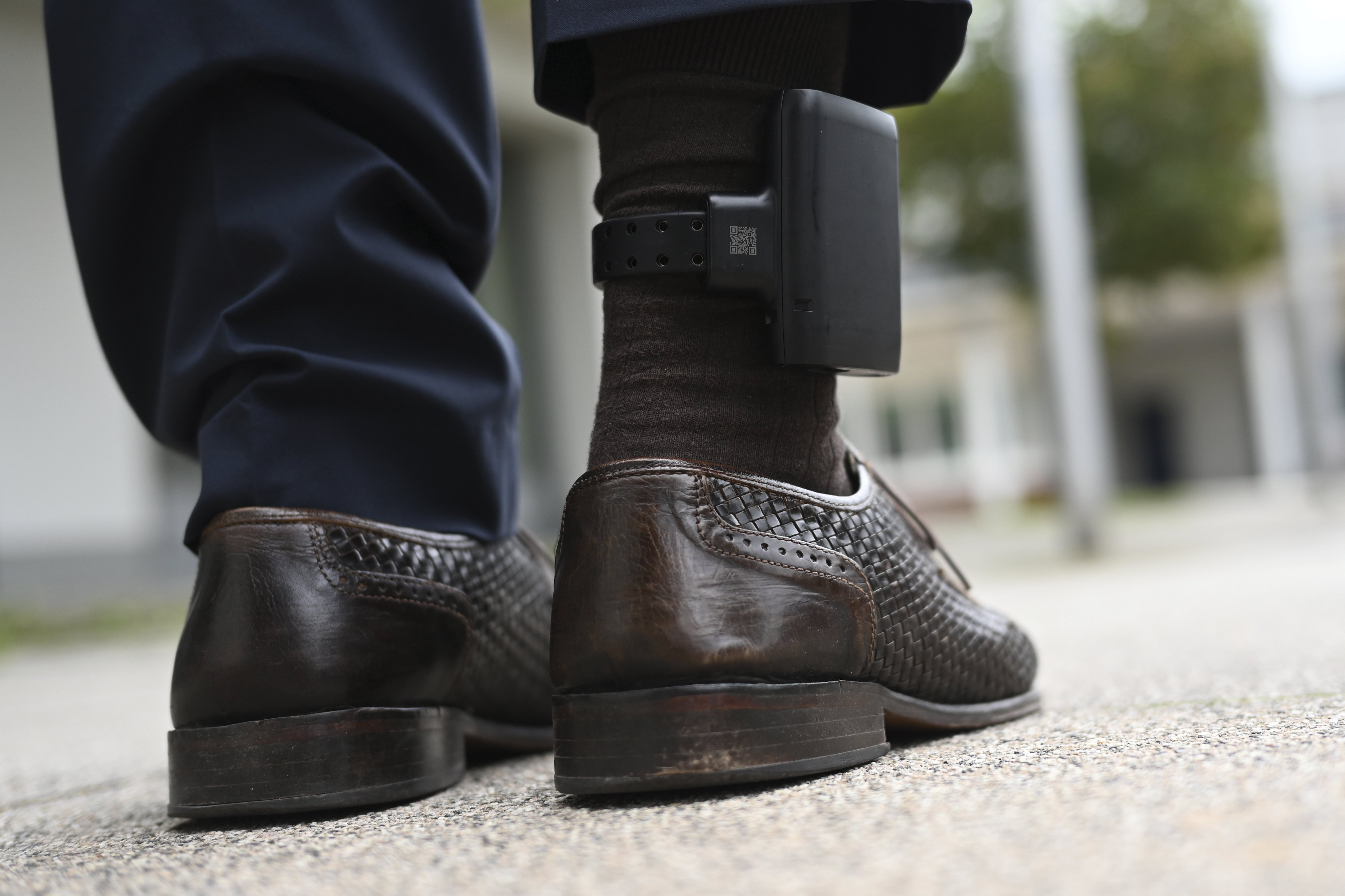 Den omvendte fodlænke slår alarm, når personen, der bærer den, befinder sig i nærheden af sit offers hjem eller arbejdsplads. Den vil blive taget i brug, hvis det vurderes, at opholdsforbud ellers ikke vil blive overholdt. (Arkivfoto).