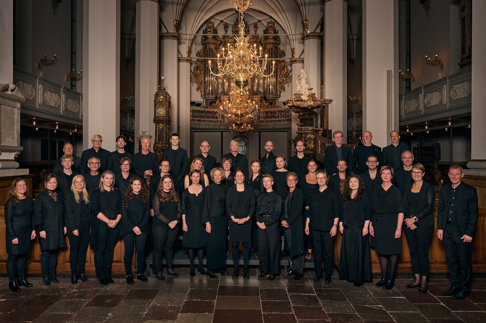 Trinitatis Kantori og Barokorkester opfører under ledelse af Søren Christian Vestergaard tre kantater af Johann Sebastian Bach.