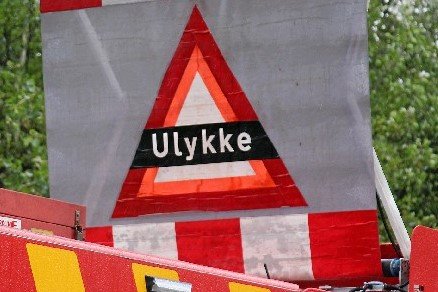 En mand var årsag til et færdseluheld på befærdet vej midt i Jyllinge.
