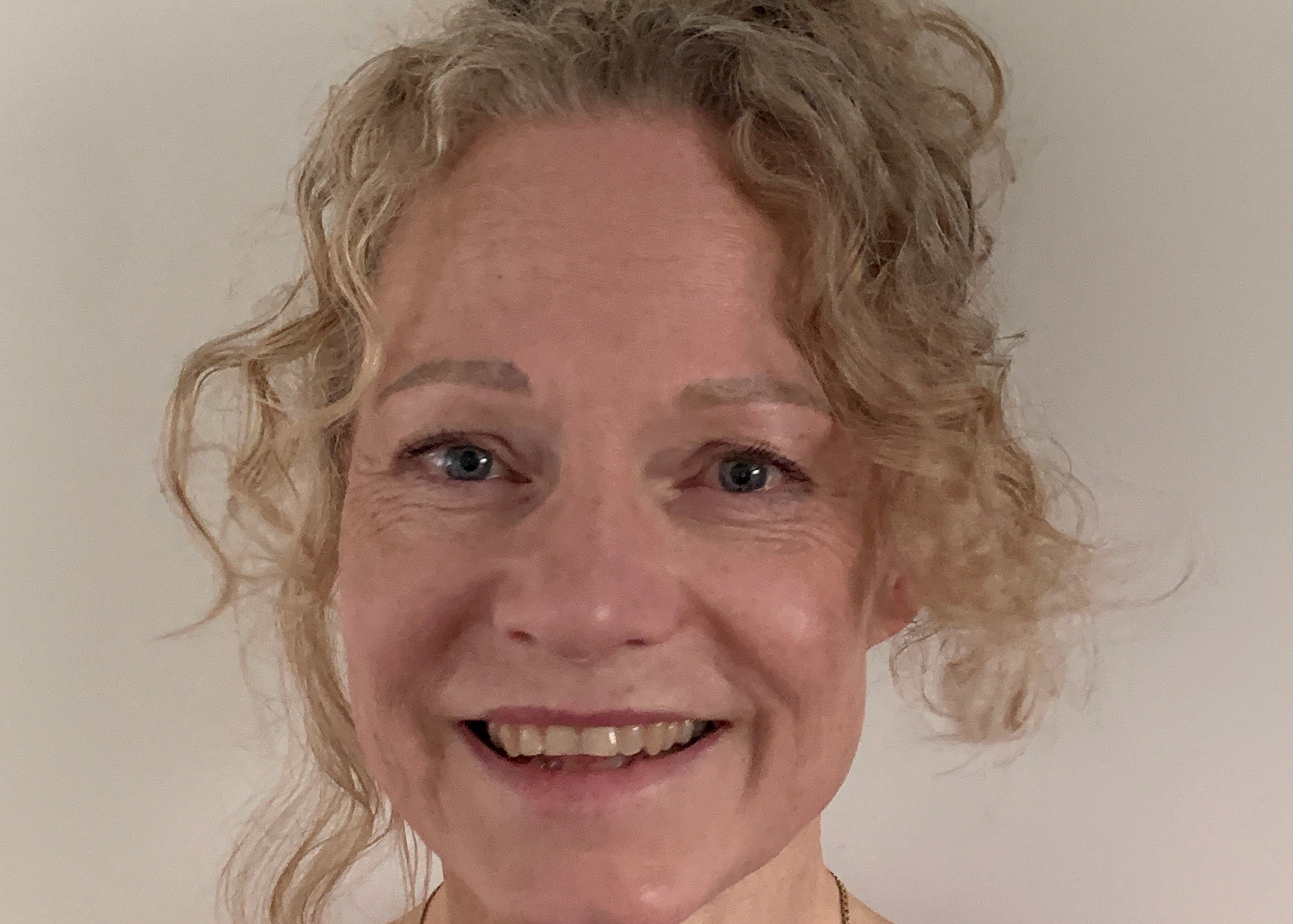 Sara Landvik bor i Trørød og er svampeforsker.