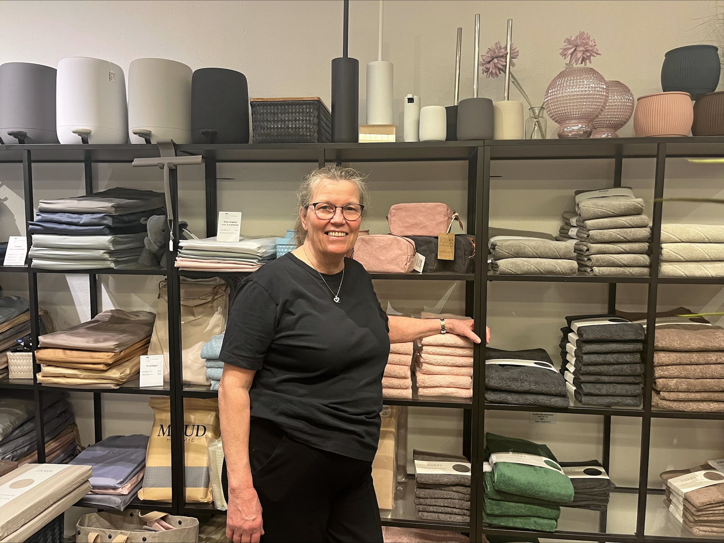 Susanne Schmidt driver butik i Jernbanegade.