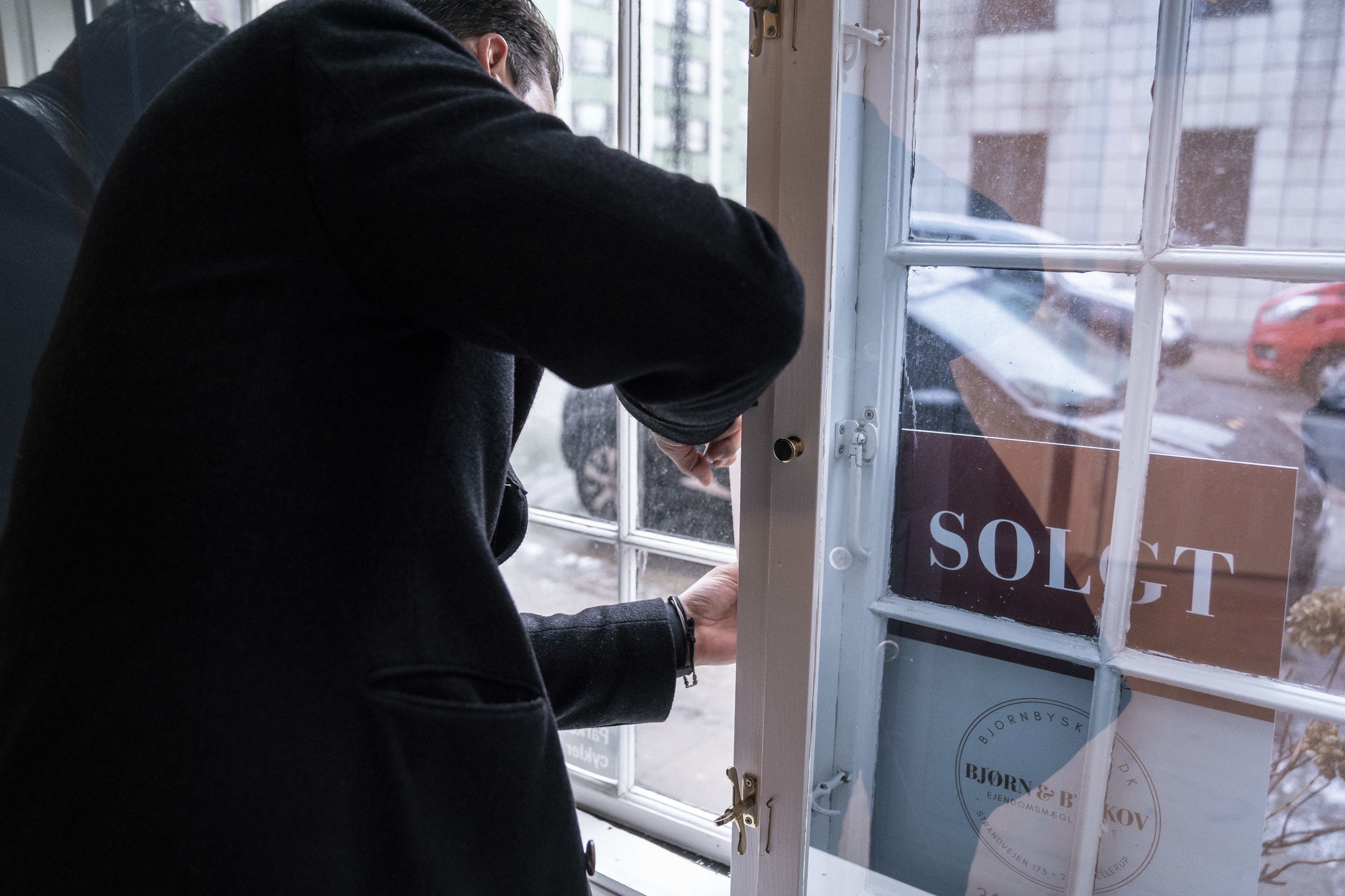 Ejendomsmæglerne har haft mere travlt med at sælge huse i år end i 2022 og 2023, viser nye tal fra Boligsiden. (Arkivfoto).