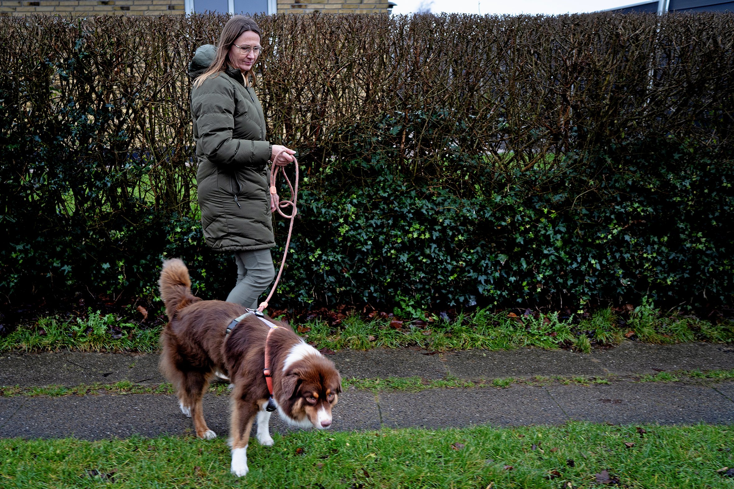 Linda Askjær med hunden Salsa. Tommy Stub ønskede ikke at blive fotograferet.
