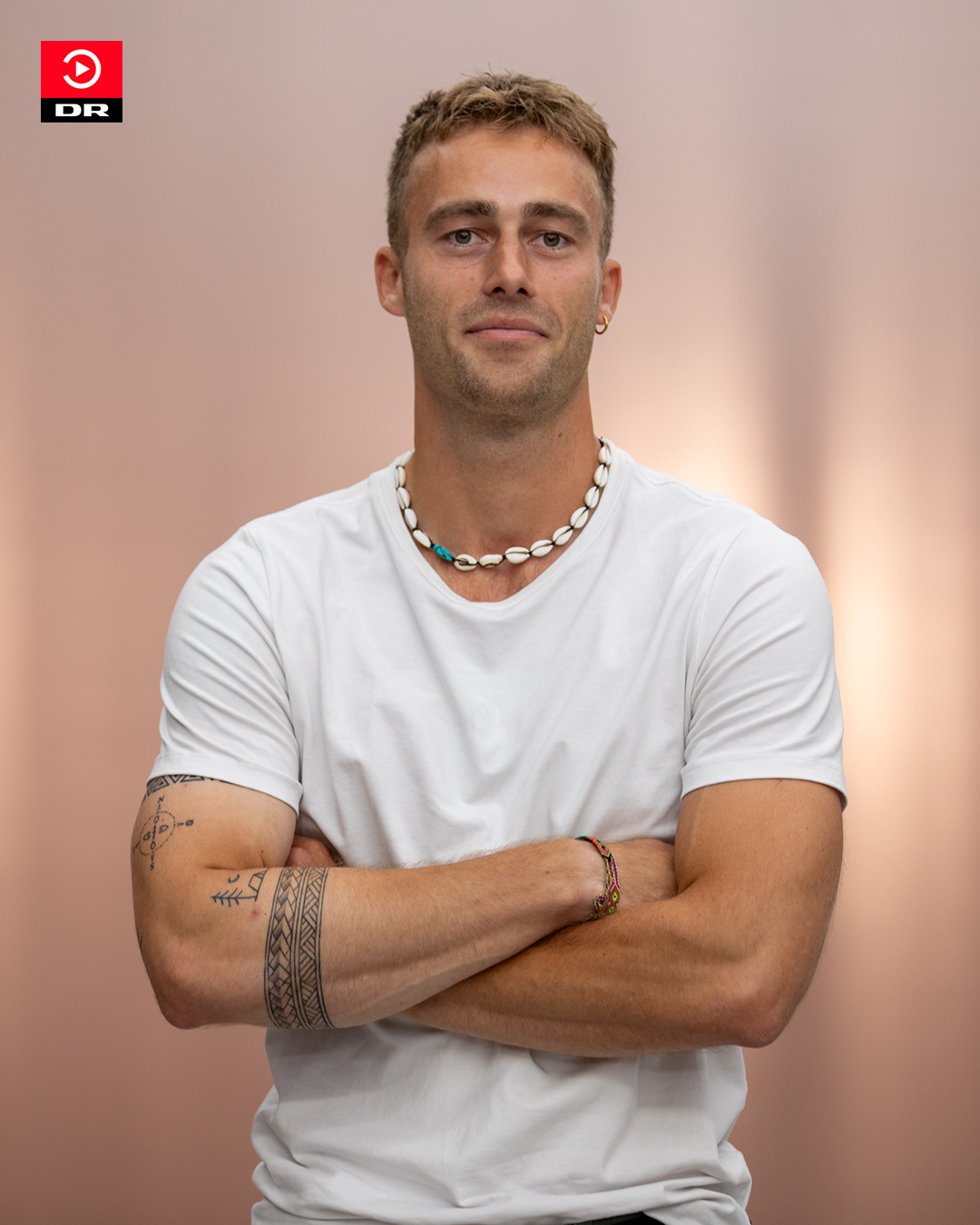 26-årige Ditlev Husum fra Hørsholm er med i DR's nye reality-program 'Cheferne - jagten på talentet', hvor tolv deltagerer bliver testet i deres ledelsesevner.