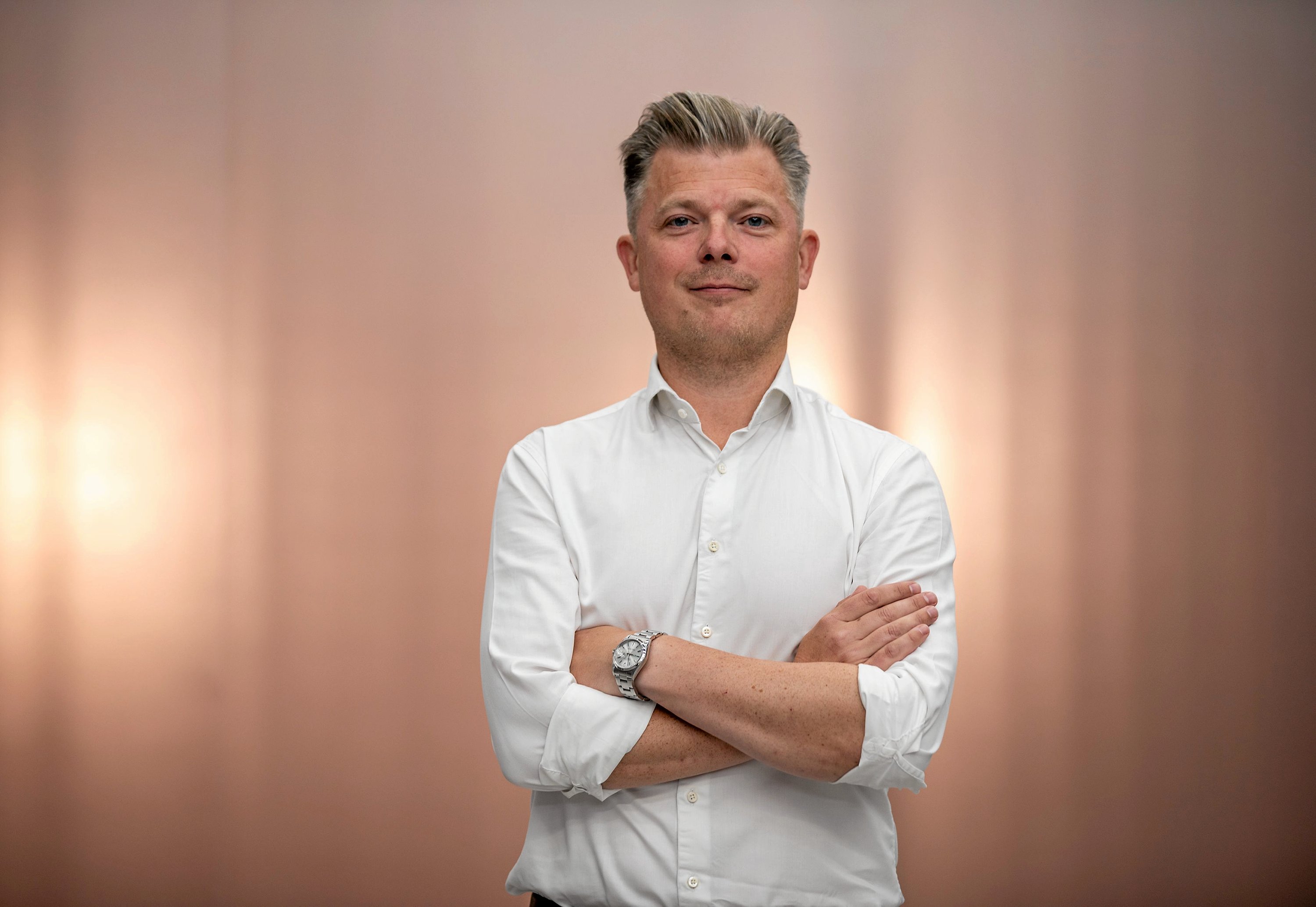 Thomas Clausen kan i øjeblikket opleves i bedste sendetid på DR.