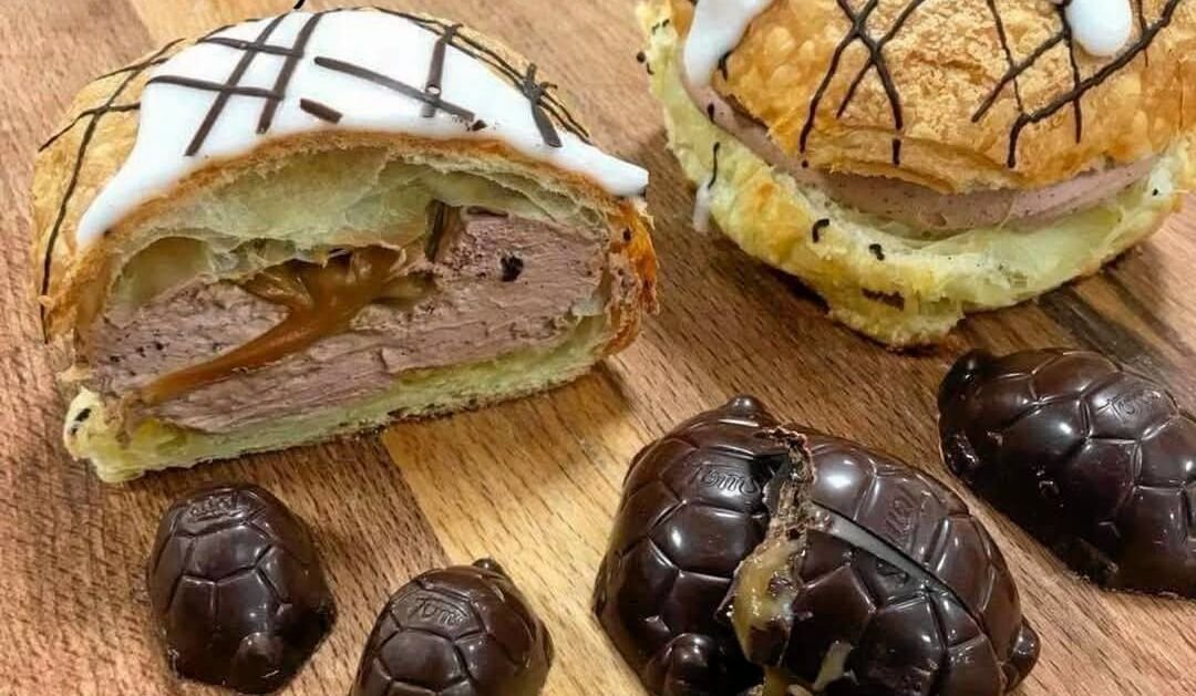 Især fastelavnsbollen med skildpaddechokolade er et hit.