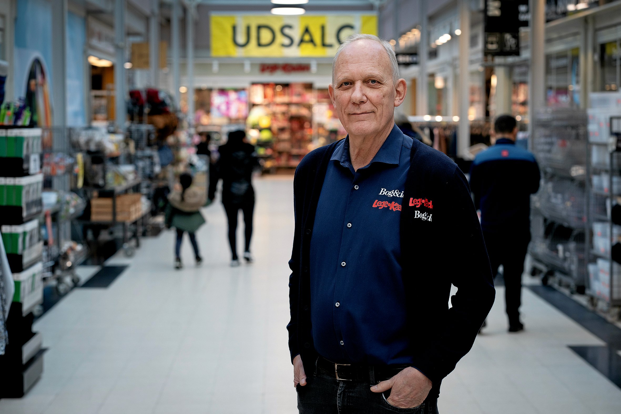 Erik Mørk stopper som ejer af Bog og Ide i Farum efter 40 år.