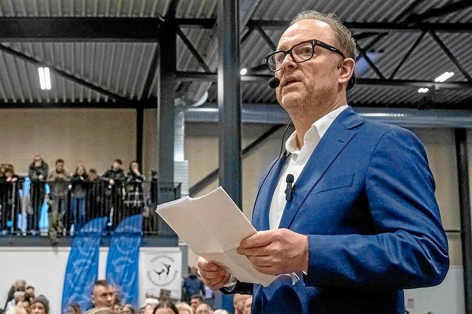 Hans Snestrup har som direktør i over tre år haft sin daglige gang i DGI Huset Vordingborg.