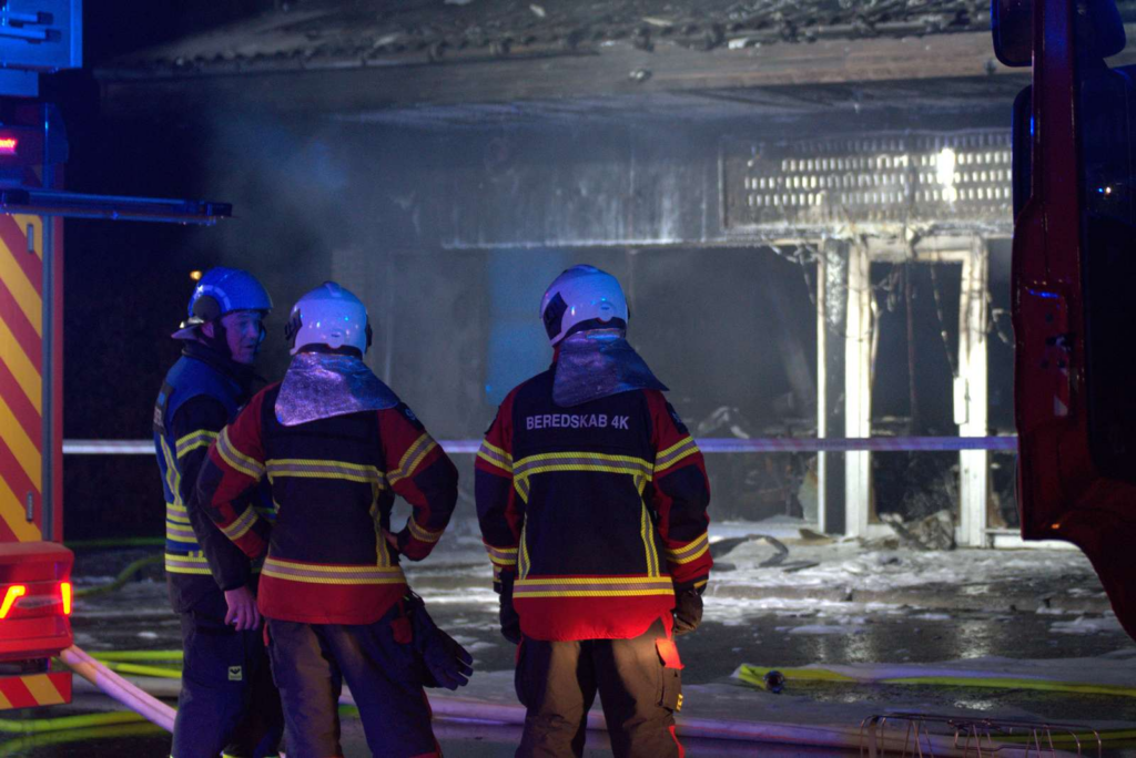 Cafeen er totalt udbrændt efter nattens brand.