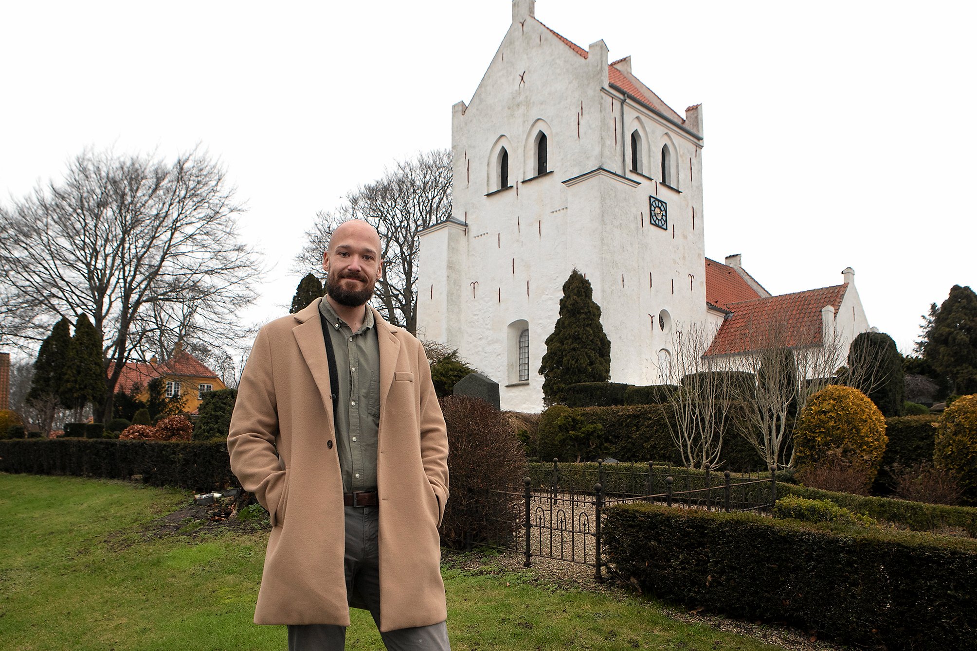 33-årige Hans August Engelhardt er ny præst i Ramløse og Annisse kirker.