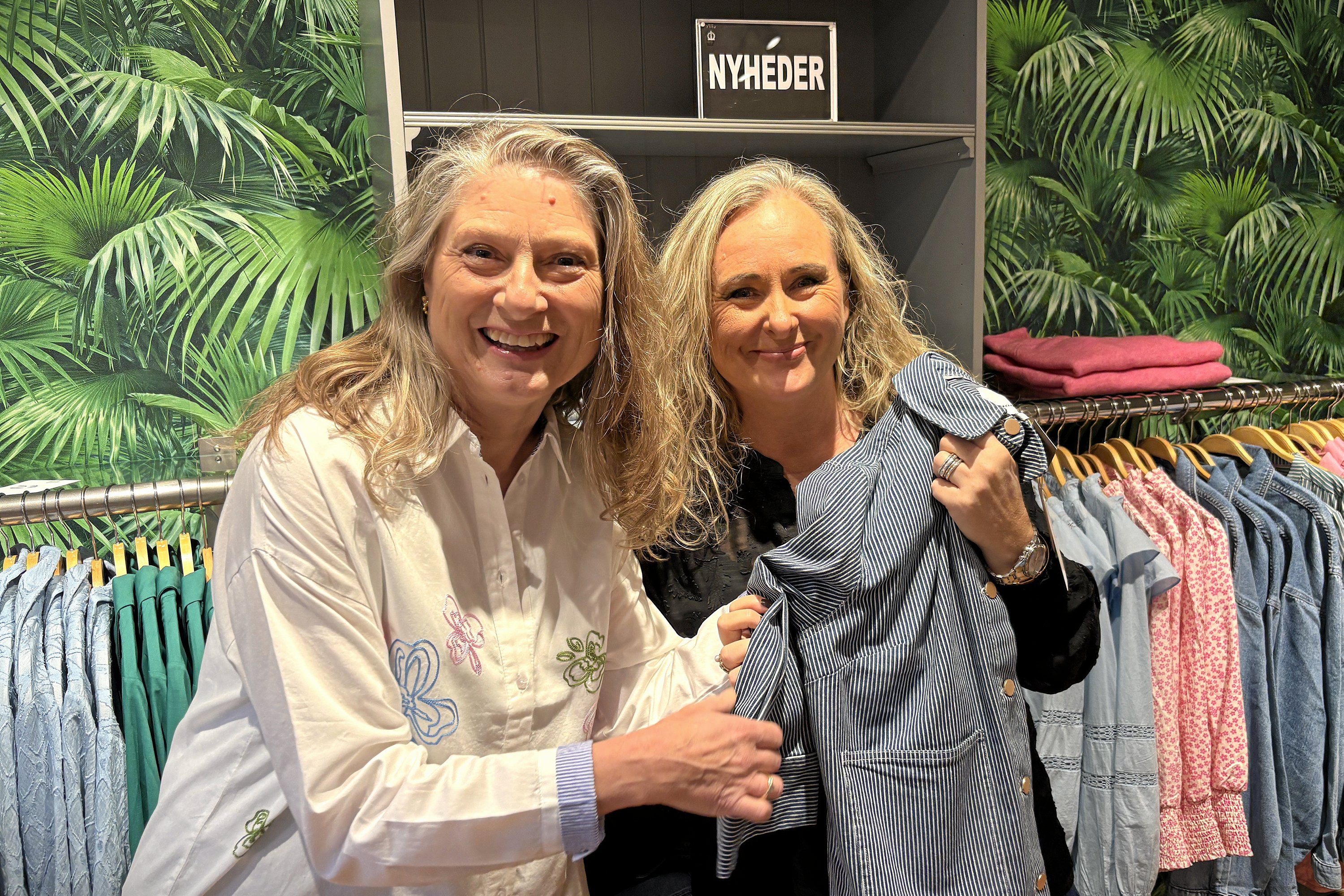 Til sommer overlader Pia Studsgaard nøglerne til Maggie Dee til kvinden i baggrunden.