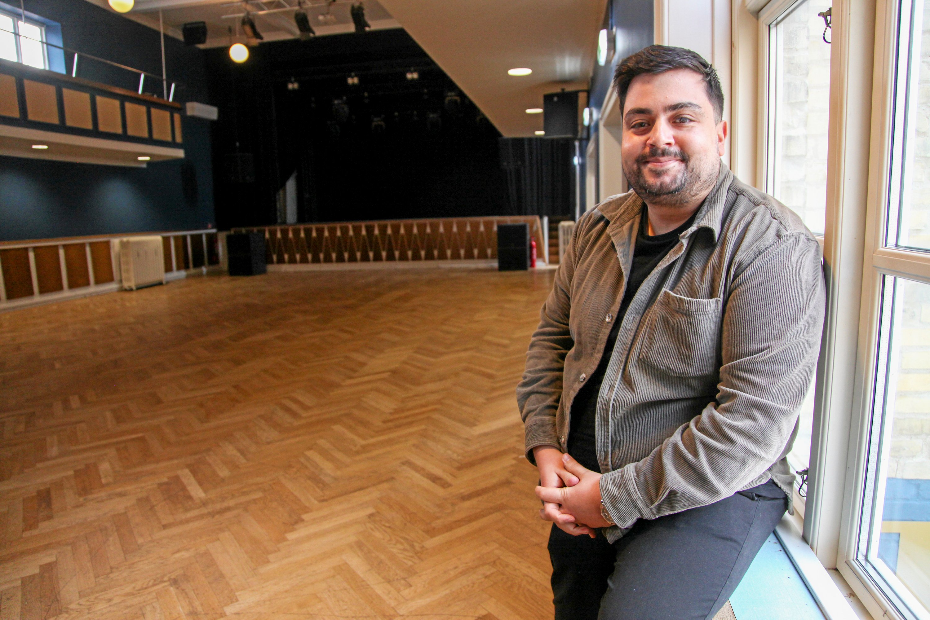 Sülle Gövercin synes, at Postgaarden har fået et godt tag i det lokale kulturliv. Og det kommer til at skaffe større navne til Kalundborg.