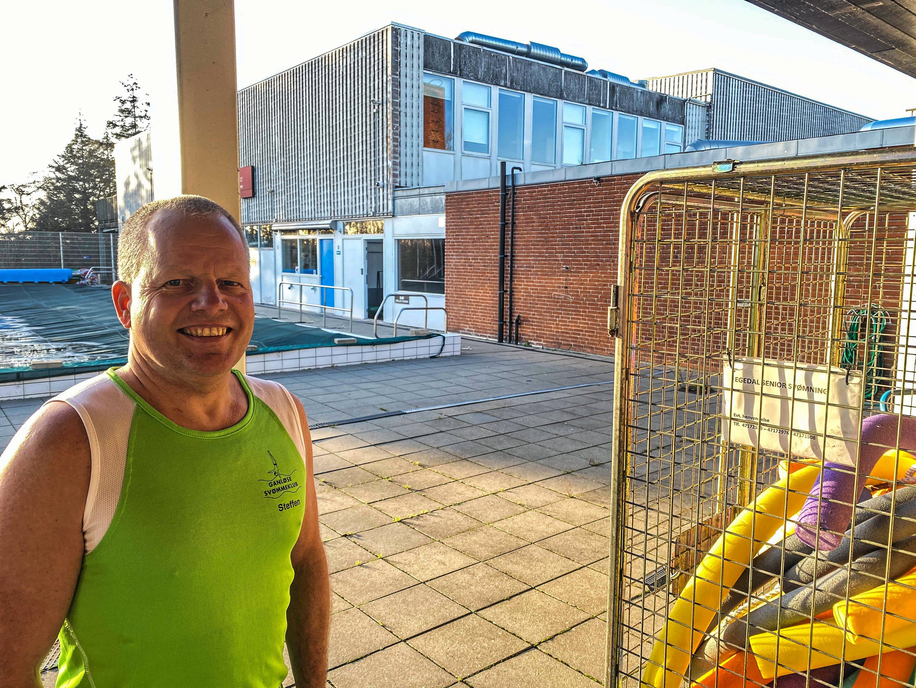 Formand for Ganløse Svømmeklub, Steffen Lund-Hansen er rigtig glad. Fremover kan klubben lave hold med isbad og sauna om vinteren.