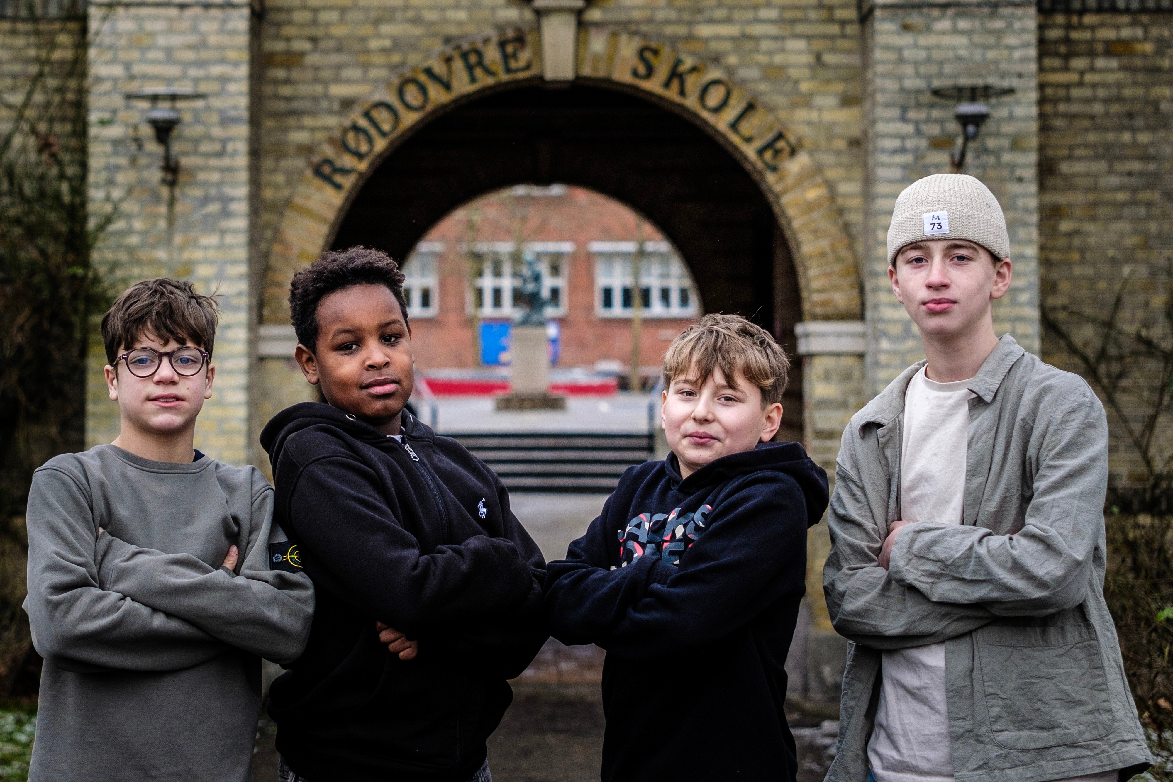 Fire venner fra Rødovre Skole har dannet gruppen Tempo, som nu er i finalen ved dette års MGP. Fra venstre mod højre: Felix, Jaden, Noah og Bastian.