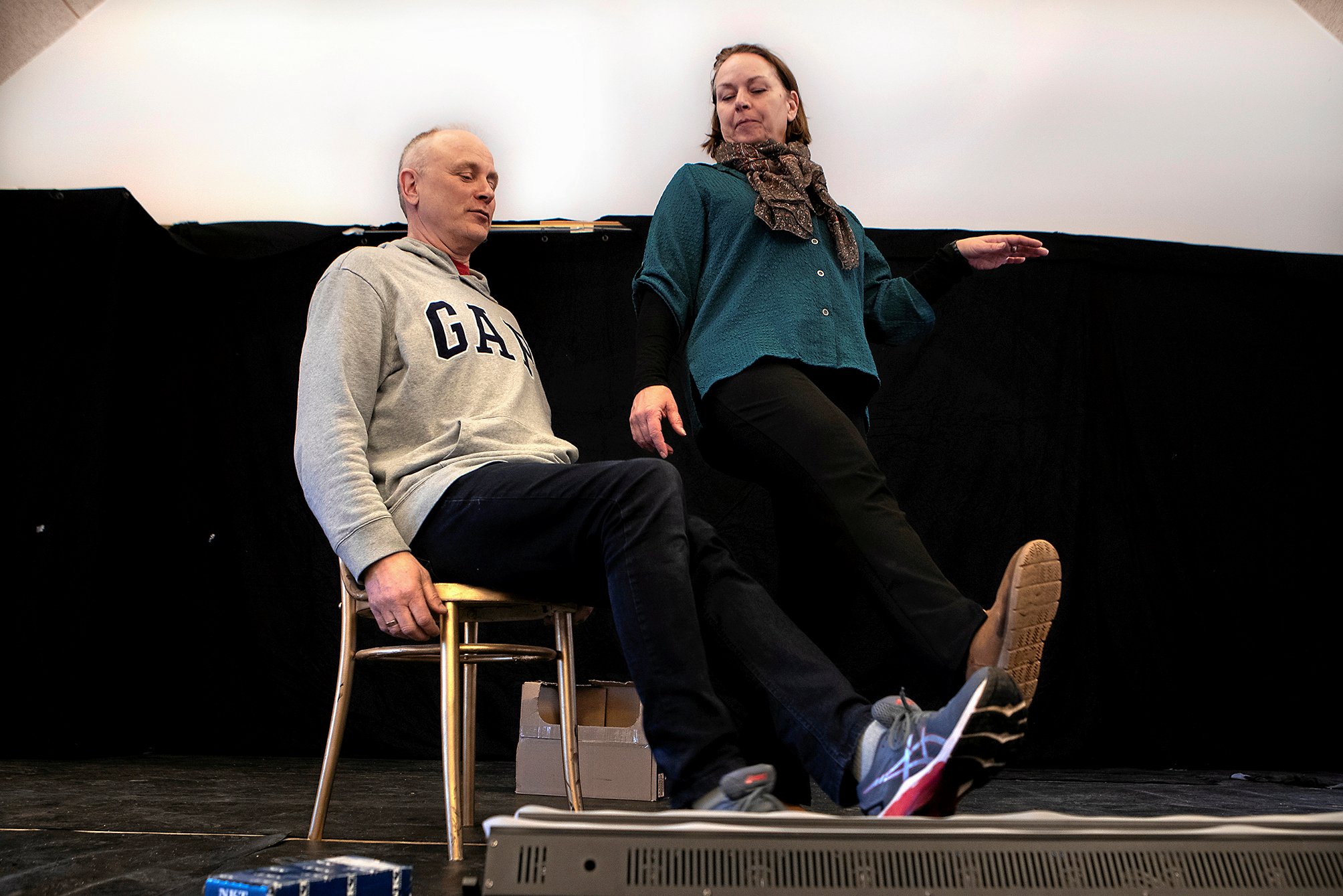 Christian Bang Søndergaard har skrevet teksterne og Frederikke Hjorth instruerer. - Vi er så forskellige, som man kan være - og det giver i sidste ende et godt resultat, pointerer de.