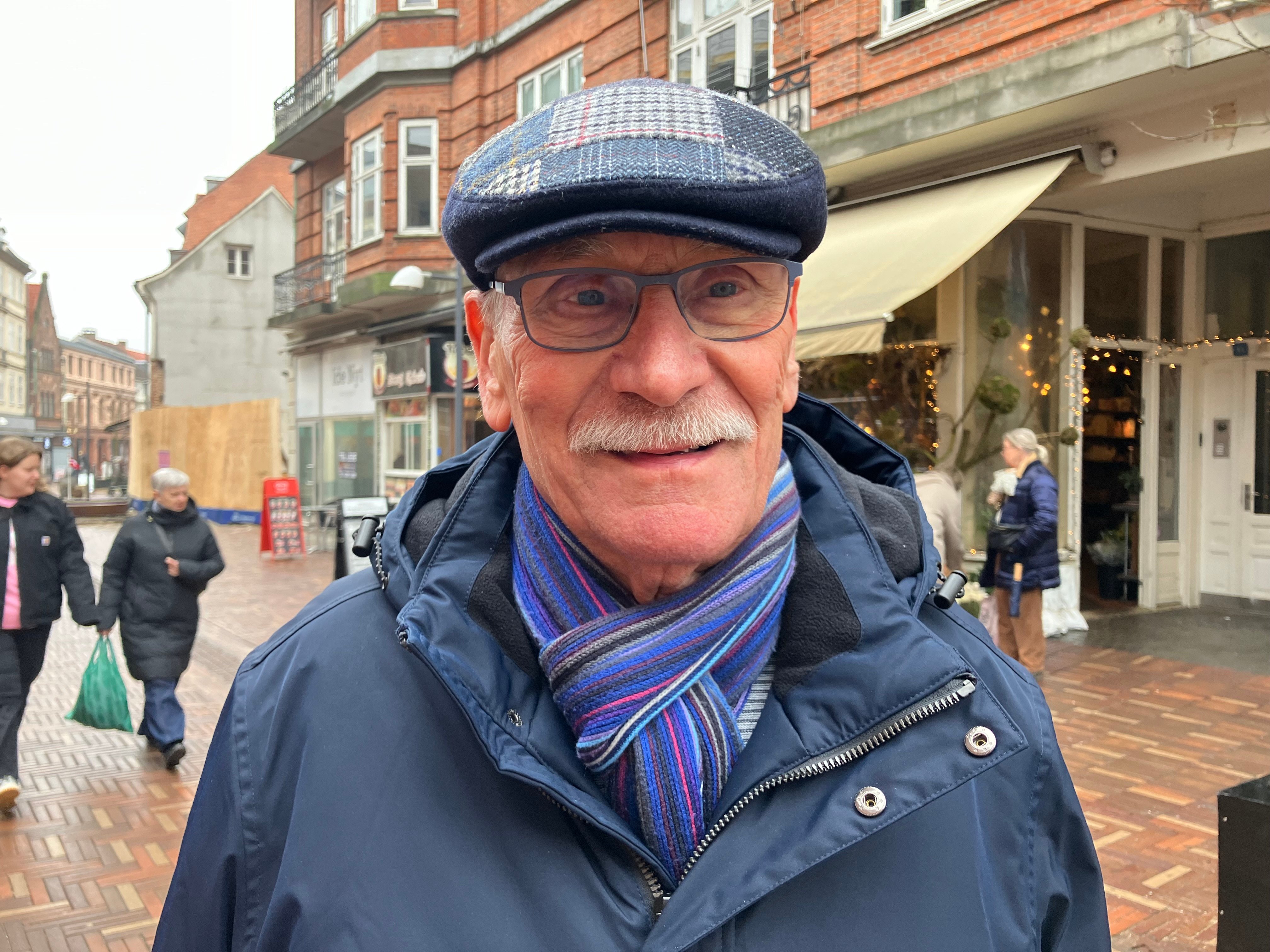 77-årige Dan Sørensen mener, at den tiltalte slap billigt.