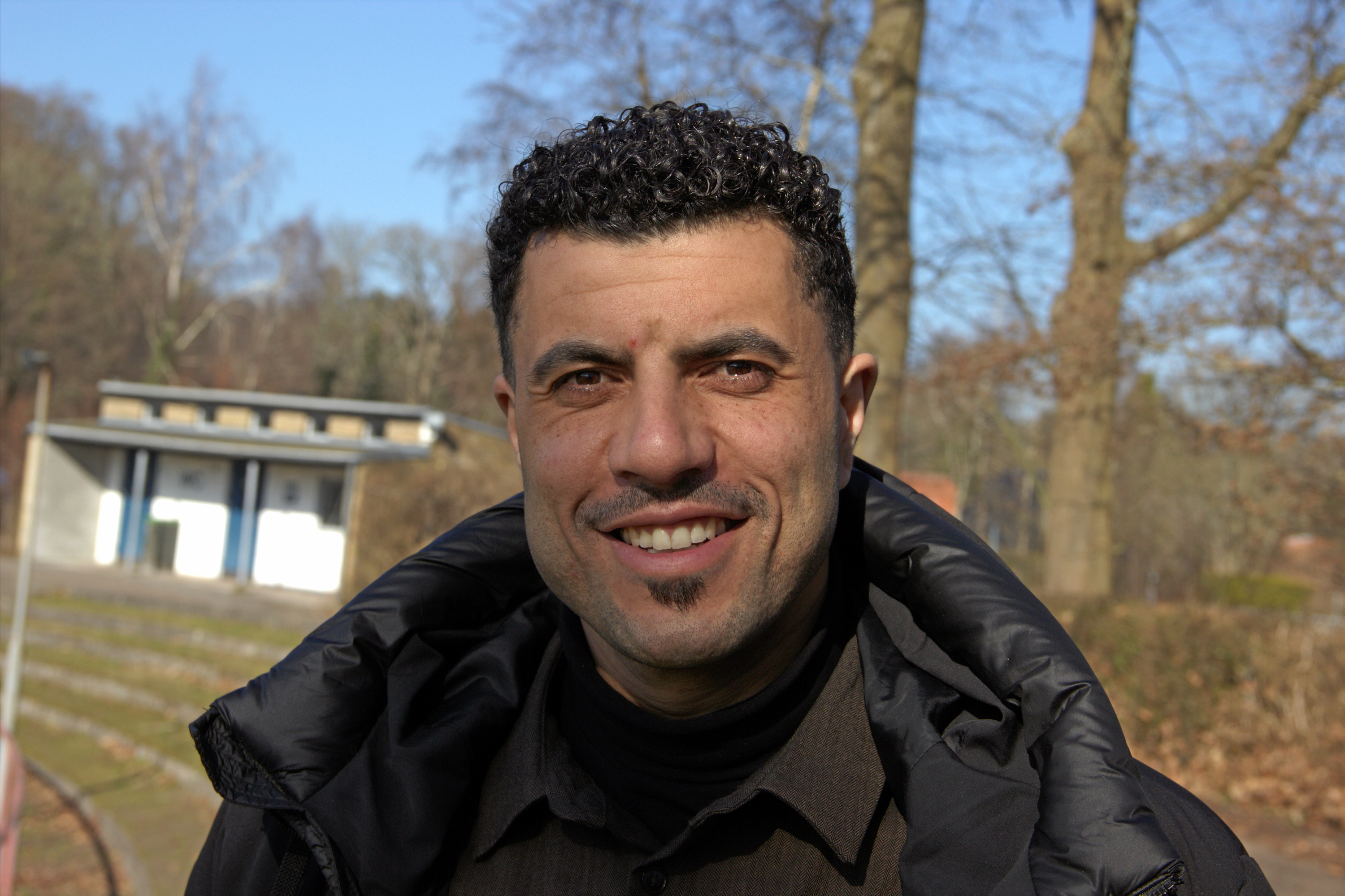 Basher Faour er nyt bestyrelsesmedlem i Hillerød Fodbold. Den nye bestyrelse vil arbejde for at skabe tryghed og gode sociale rammer i klubben.