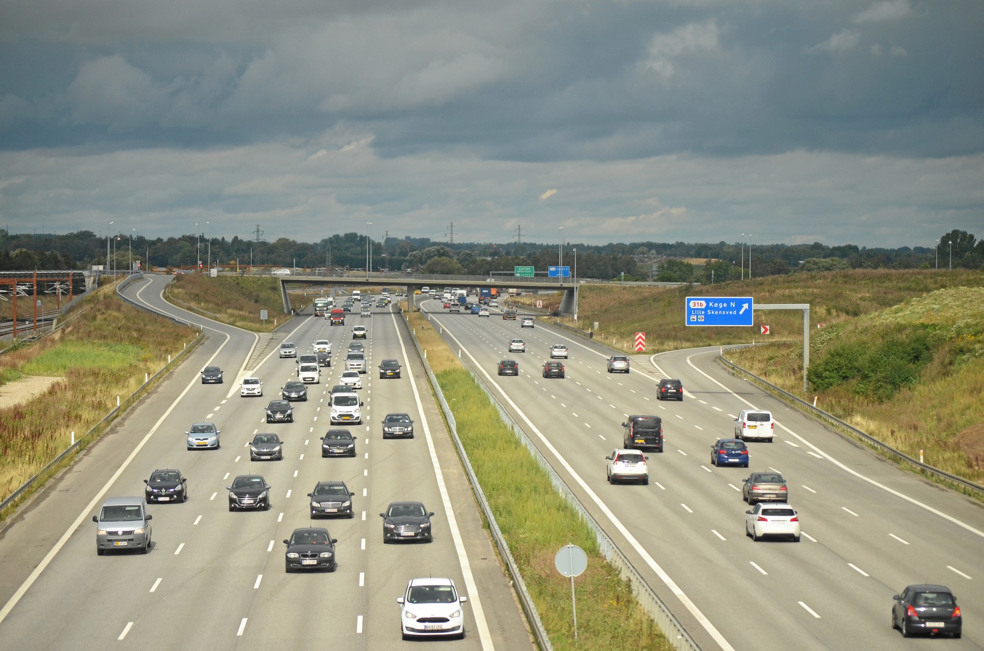 Frygten var, at Ring 4 Nord med seks baner ville blive en regulær motorvej - som denne.