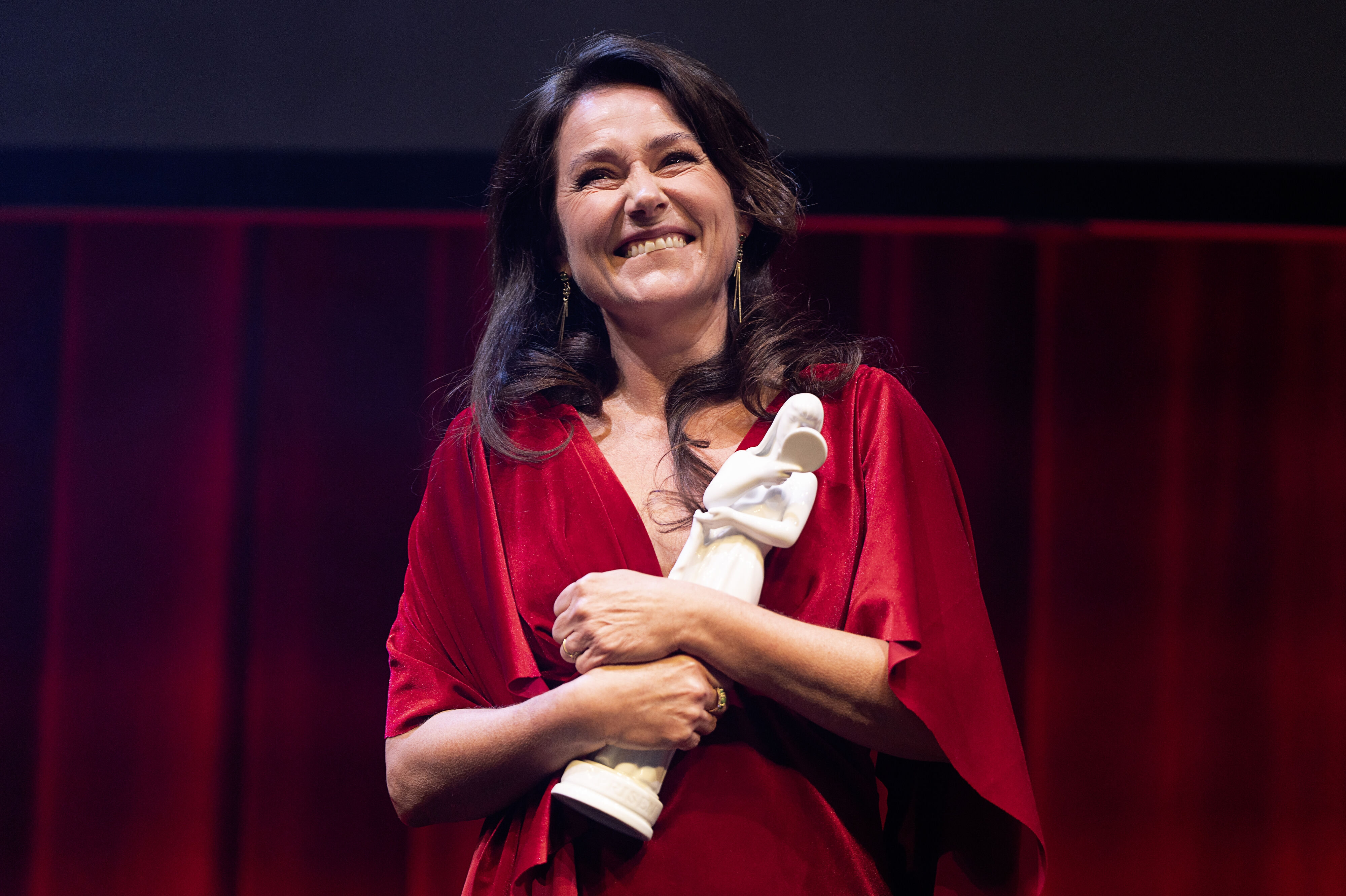 Sidse Babett Knudsen var ovenud lykkelig for at vinde Bedste Hovedrolle ved Bodilprisen 2025 på baggrund af sin rolle i fængselsdramaet "Vogter".