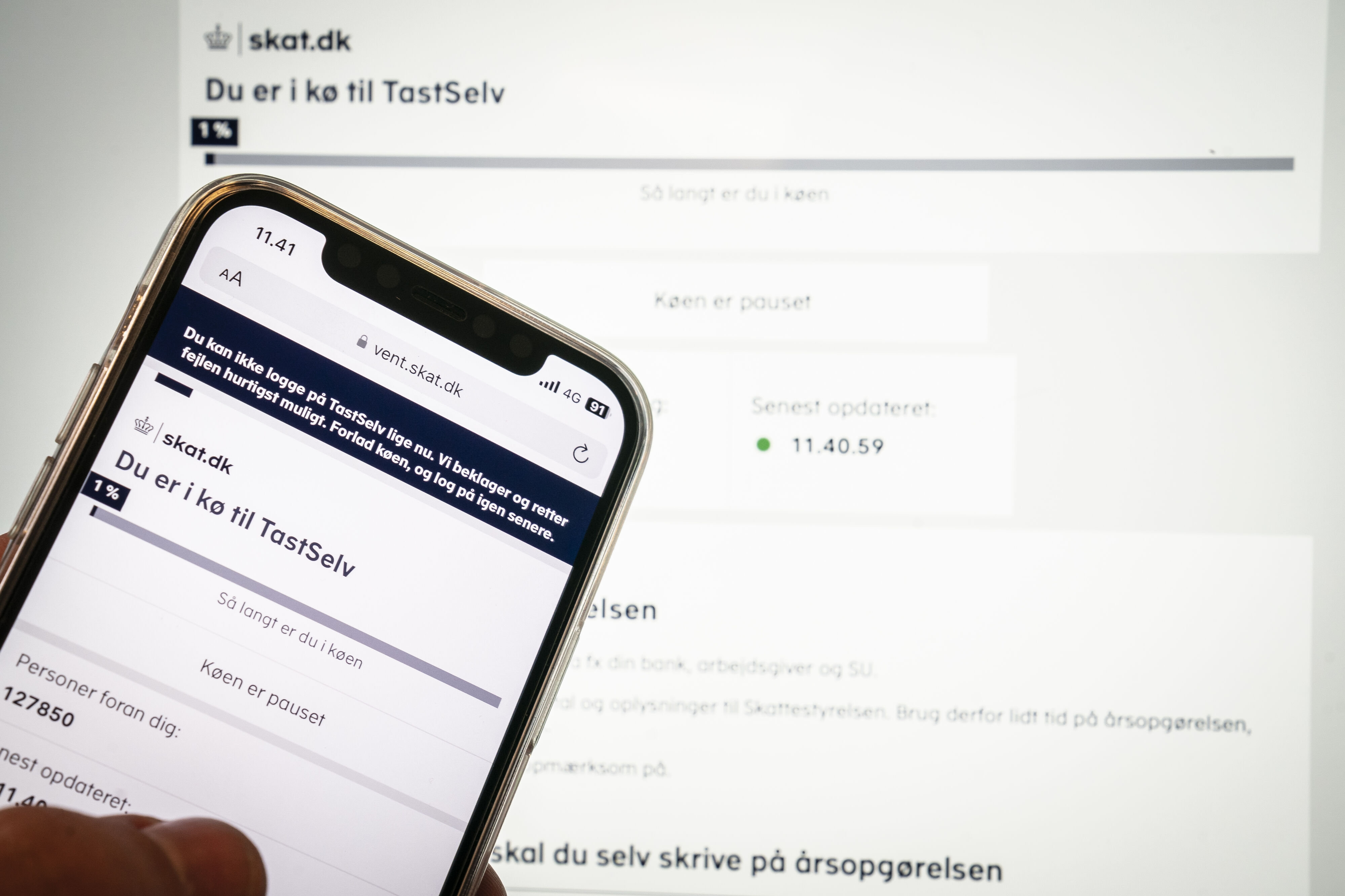 Skattestyrelsen åbner officielt for årsopgørelsen mandag. Men lige som tidligere år kunne borgere allerede fredag aften se, om man skal betale eller have penge tilbage. (Arkivfoto).