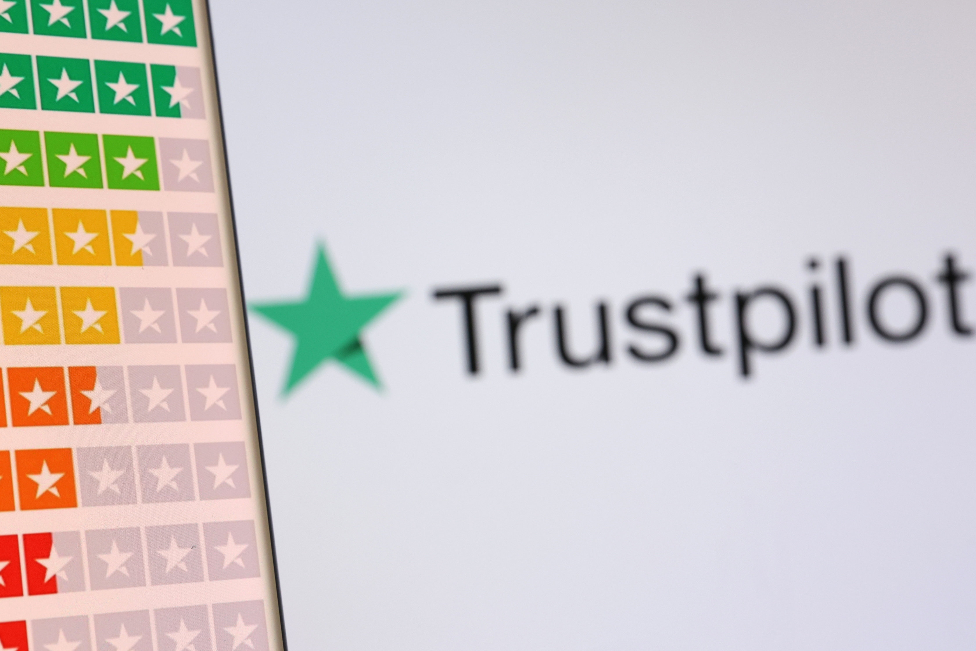 Trustpilot advarer forbrugere om, at elselskabet Vindstød har presset kunder til at ændre negative anmeldelser. (Arkivfoto).
