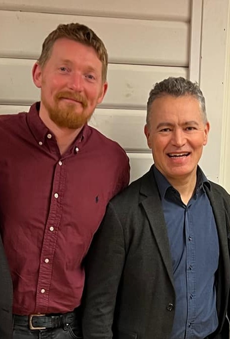 Ny spidskandidat for Socialdemokratiet i Gentofte Kommune, Niels Gyldenlund Mikkelsen (til venstre), sammen med Søren Heisel, der stopper ved årets udgang.