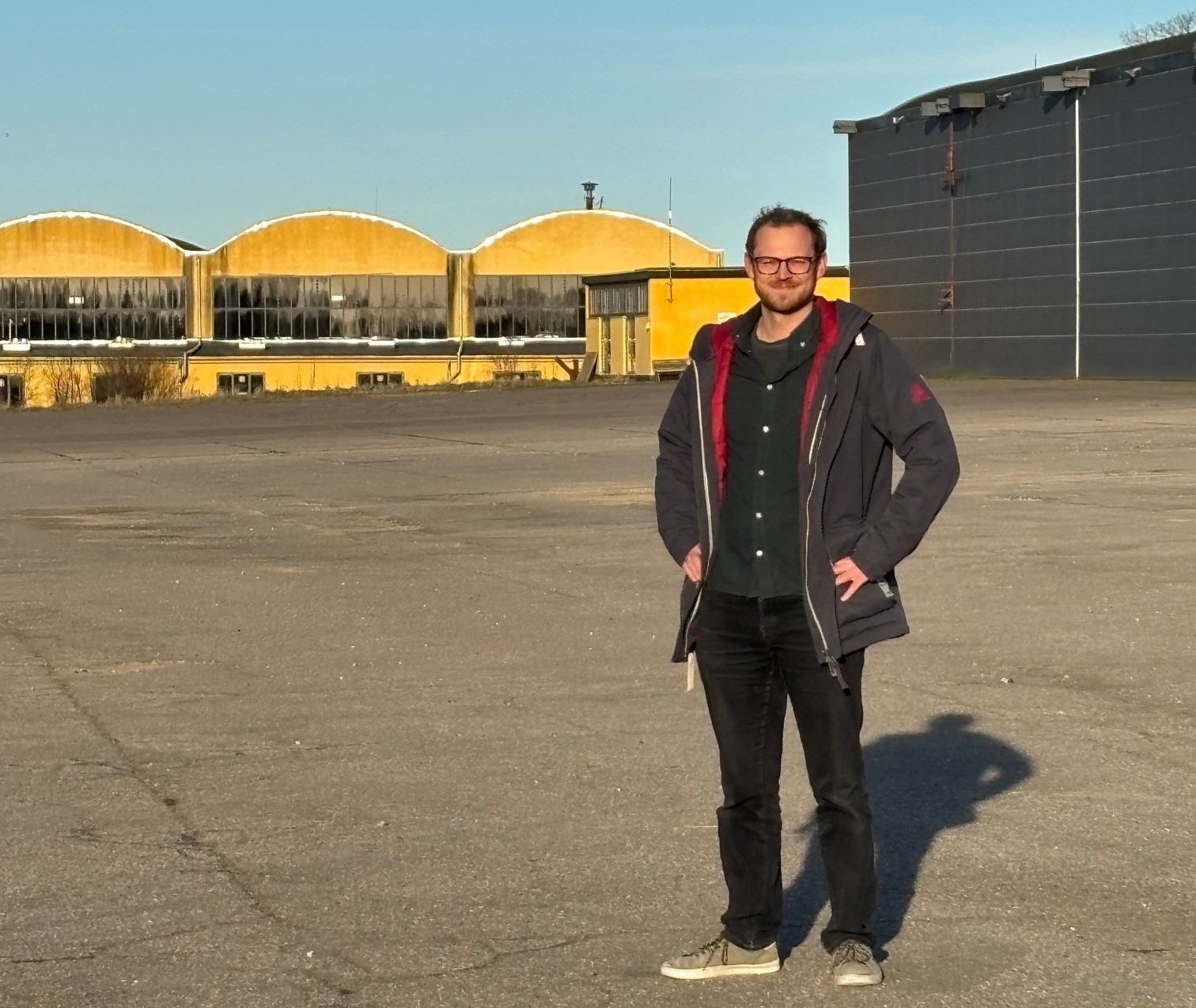 Peter Ravnskjær Kroer fortalte i marts om visionerne bag en historisk legeplads i Sydlejren. Nu er drømmen kommet et skridt nærmere.